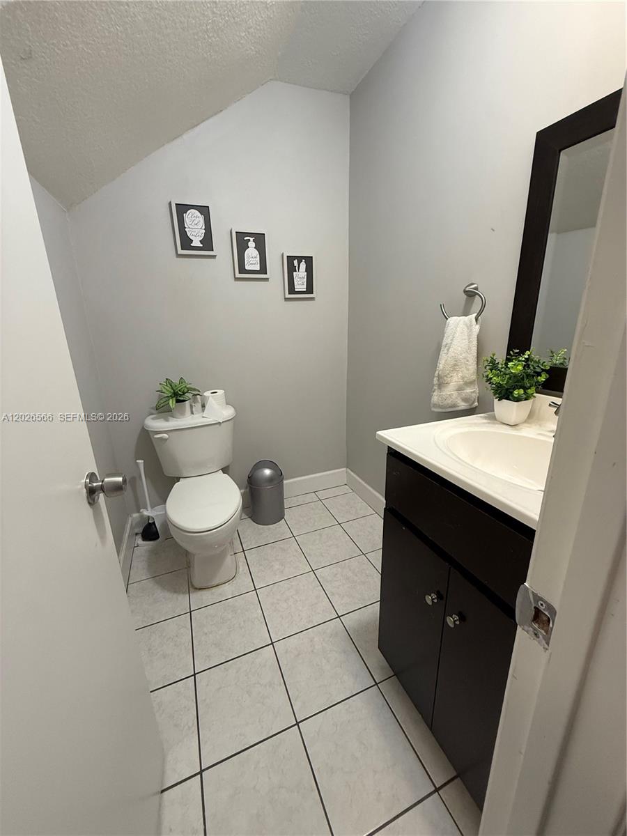 BONITA GOLF VIEW TOWNVILL - Residential Lease