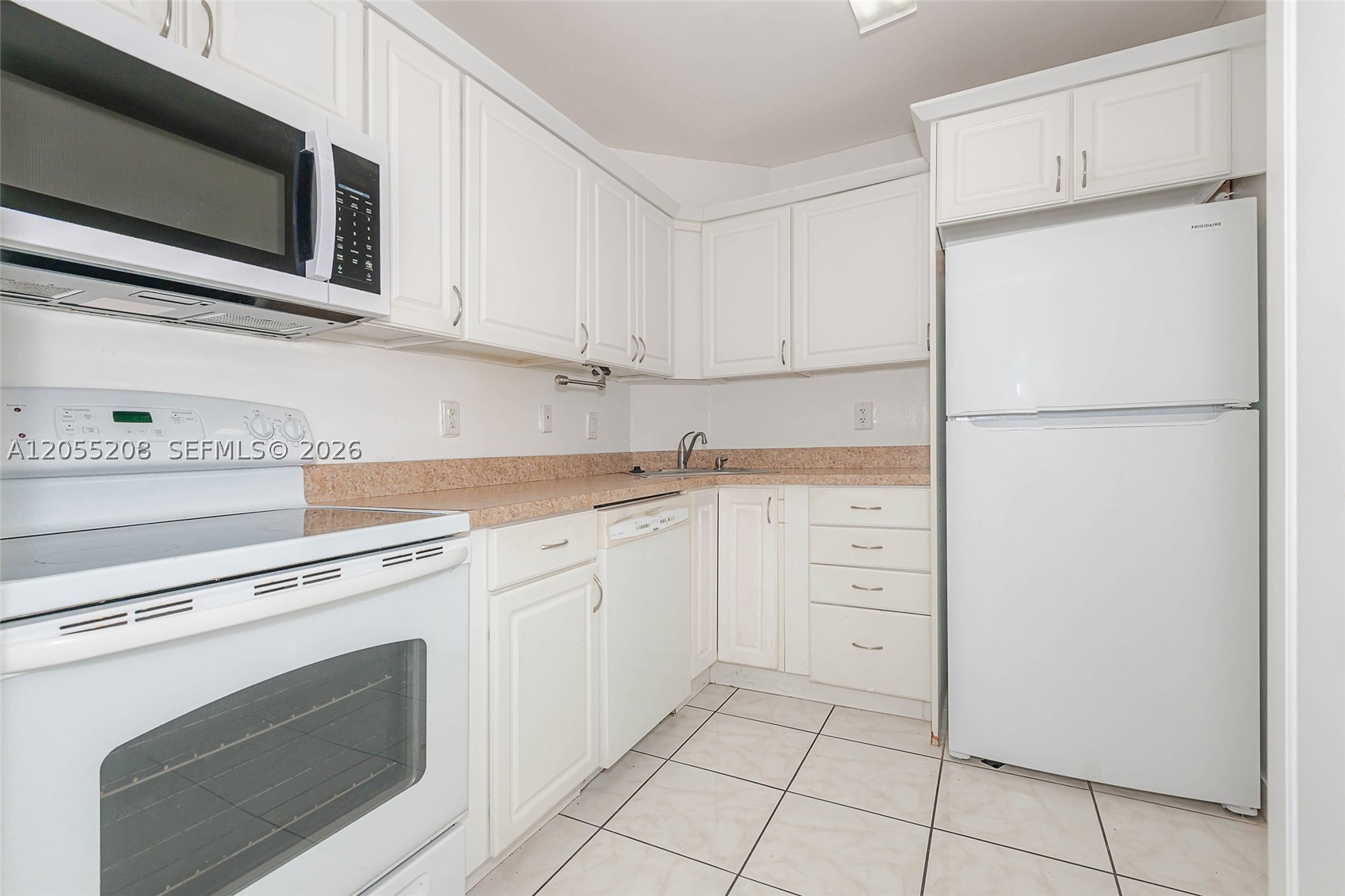 OAKLAND SHORES CONDOMINIU - Residential