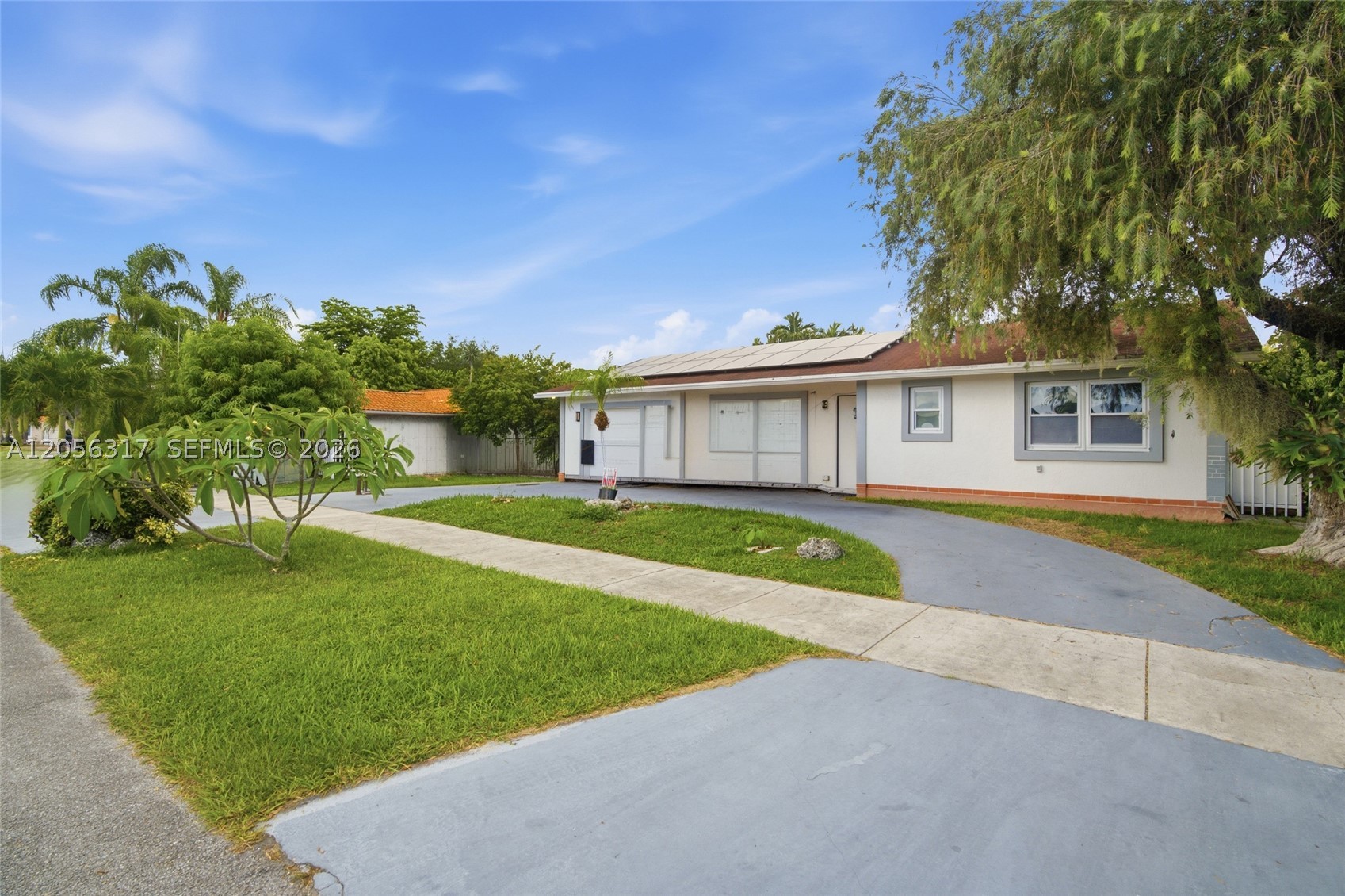 WESTWIND LAKES SEC 1 - Residential
