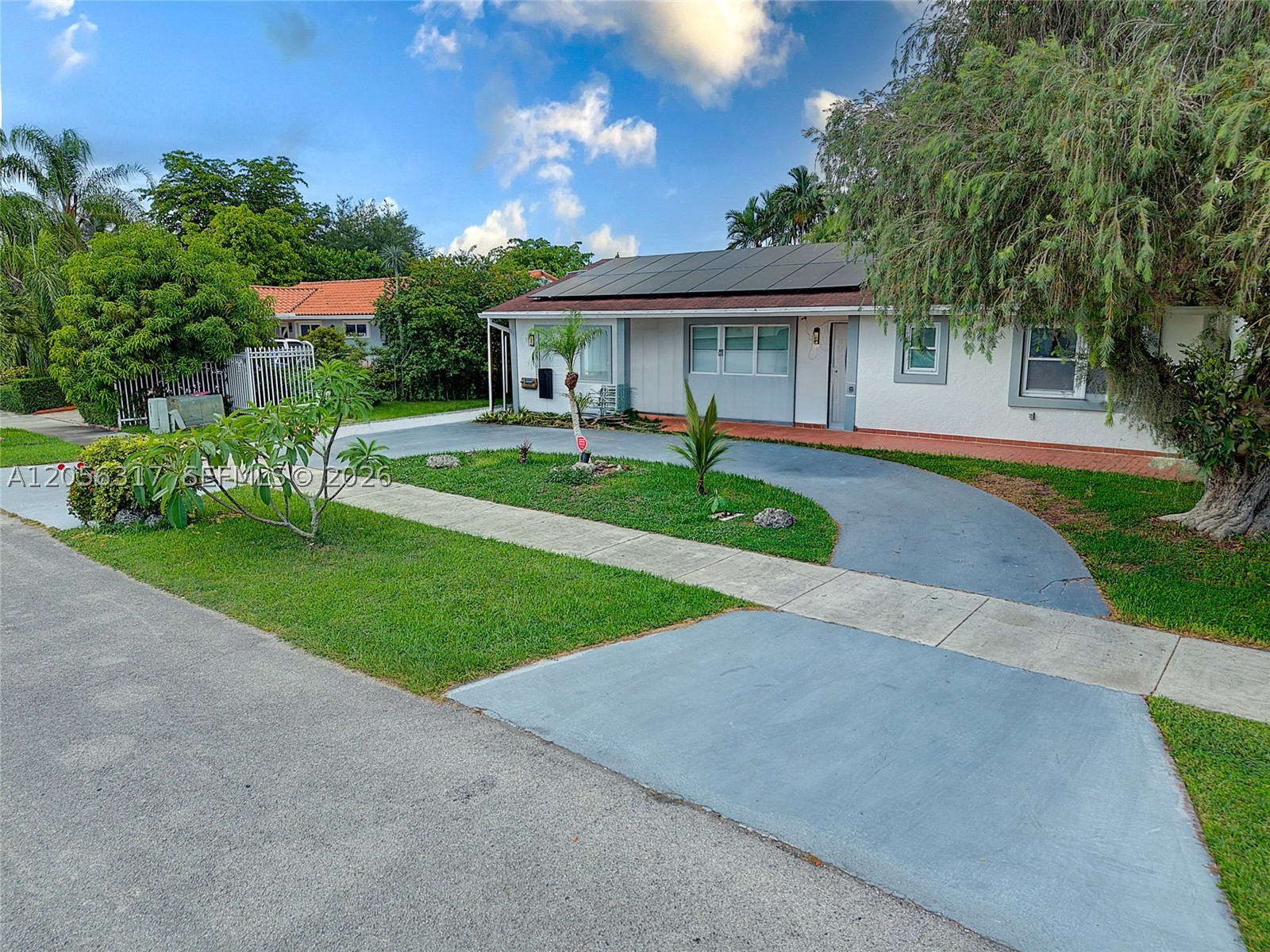 WESTWIND LAKES SEC 1 - Residential