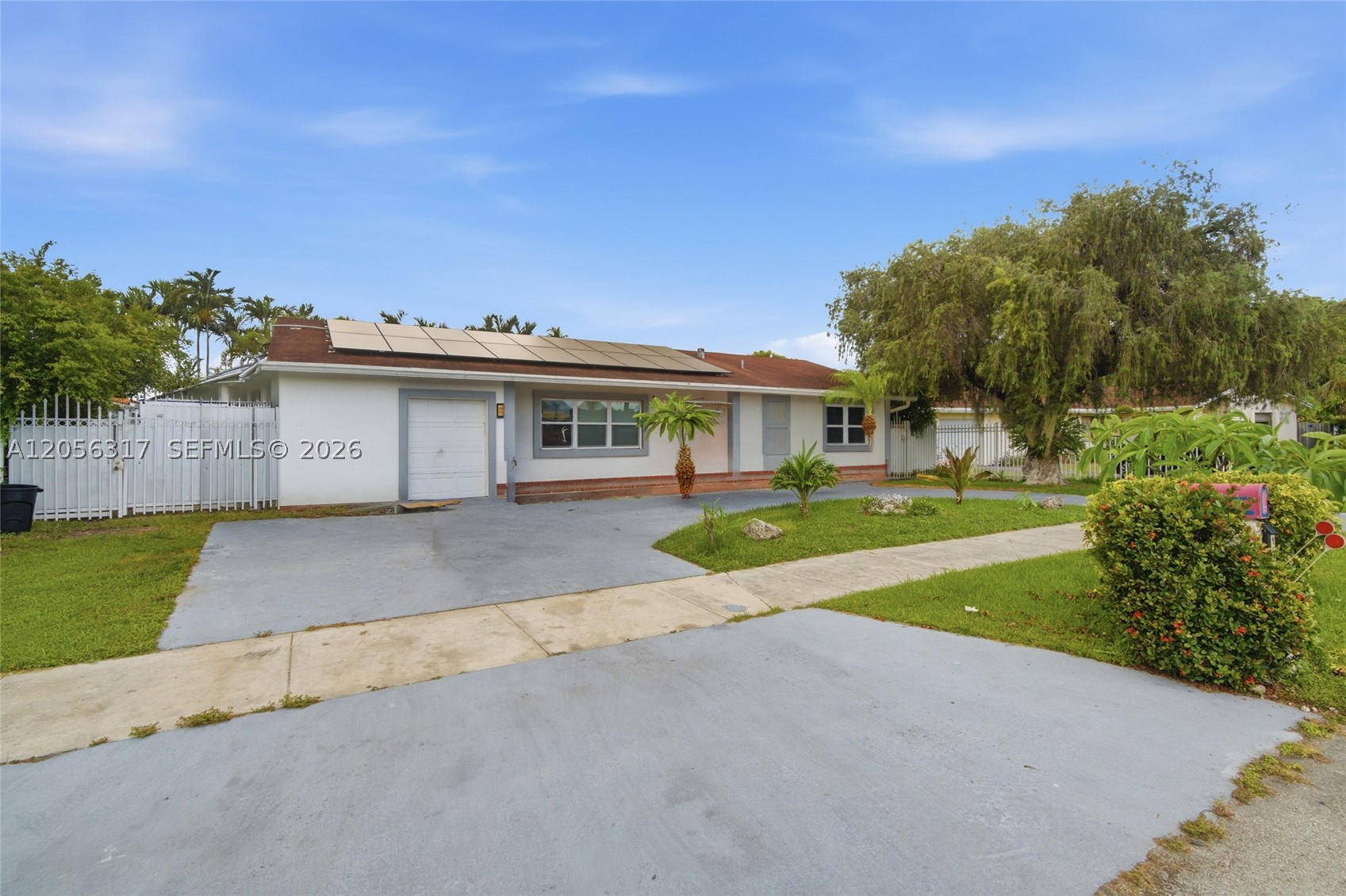 WESTWIND LAKES SEC 1 - Residential