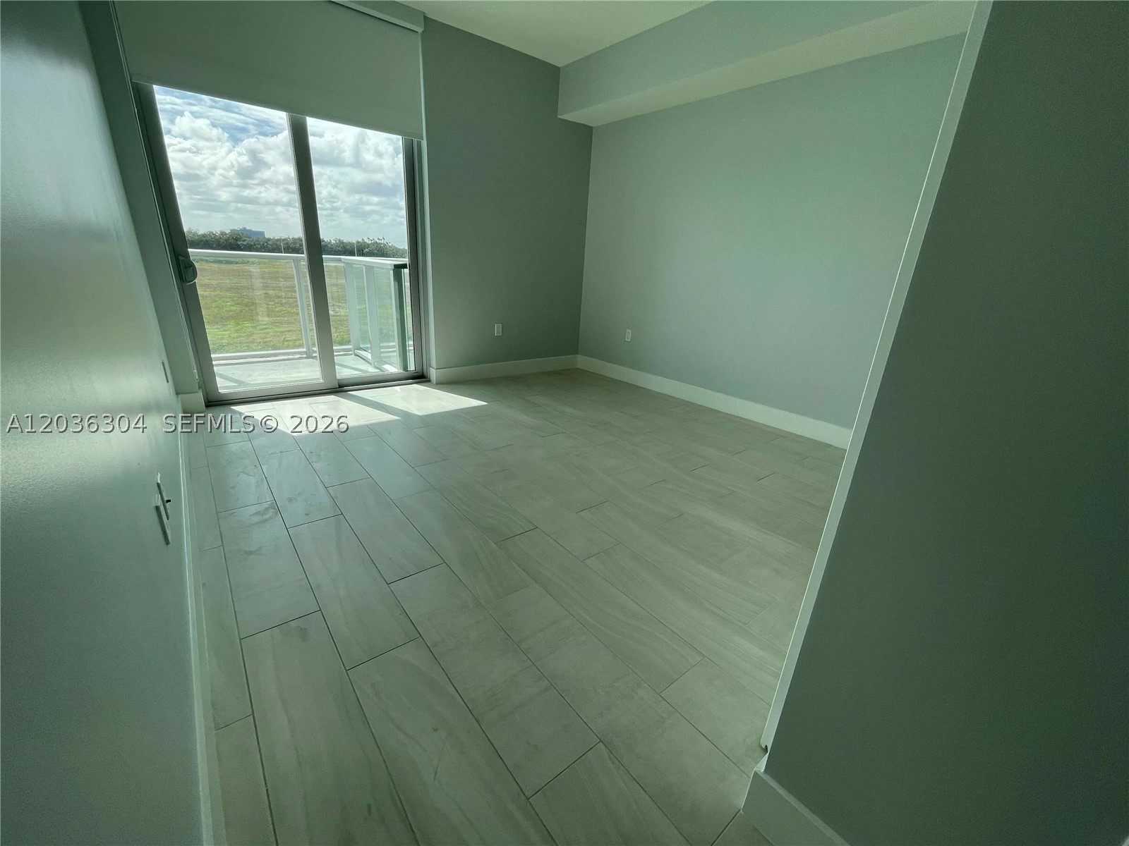METROPICA NORTH TOWER ONE - Residential Lease
