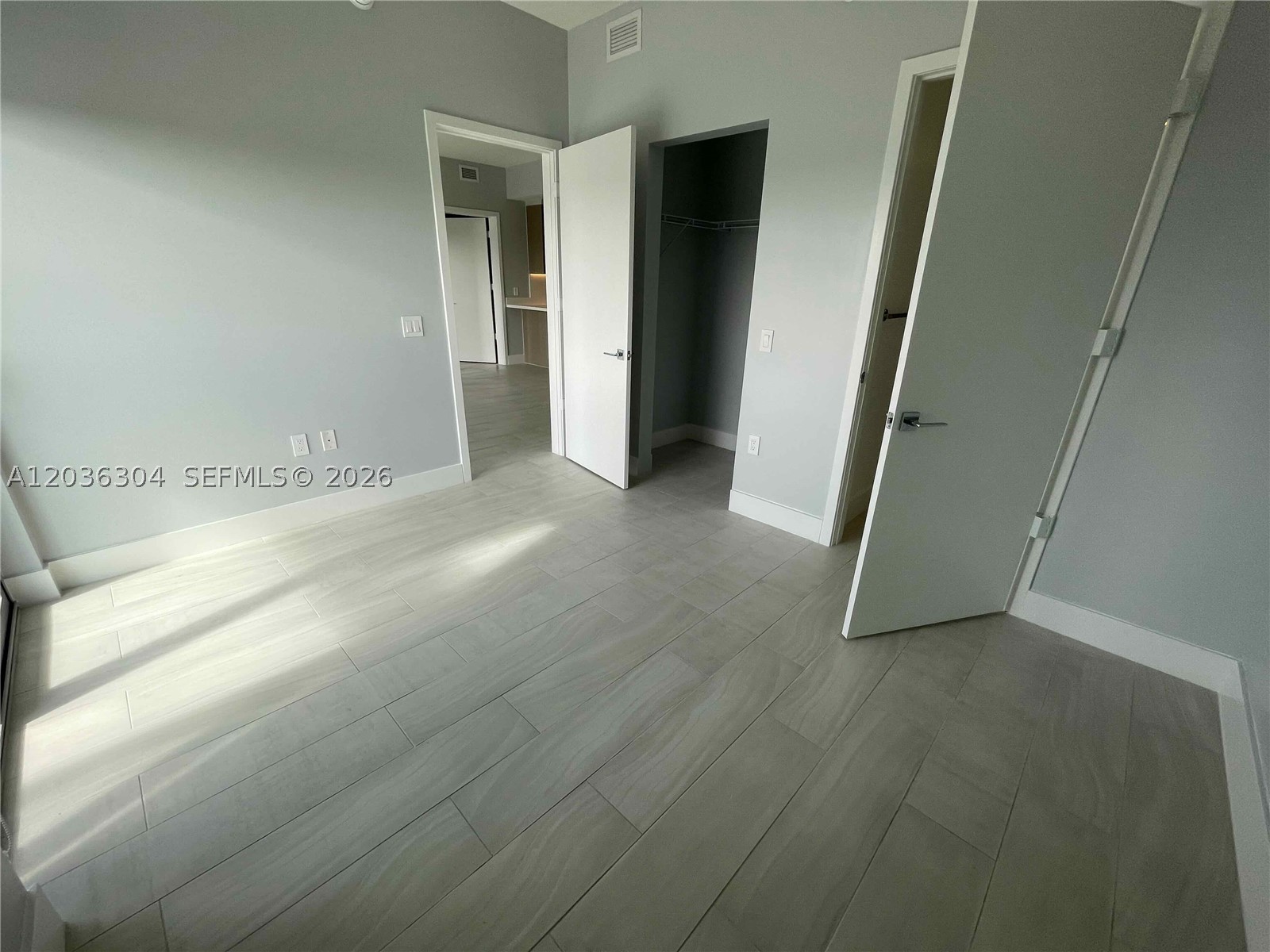 METROPICA NORTH TOWER ONE - Residential Lease