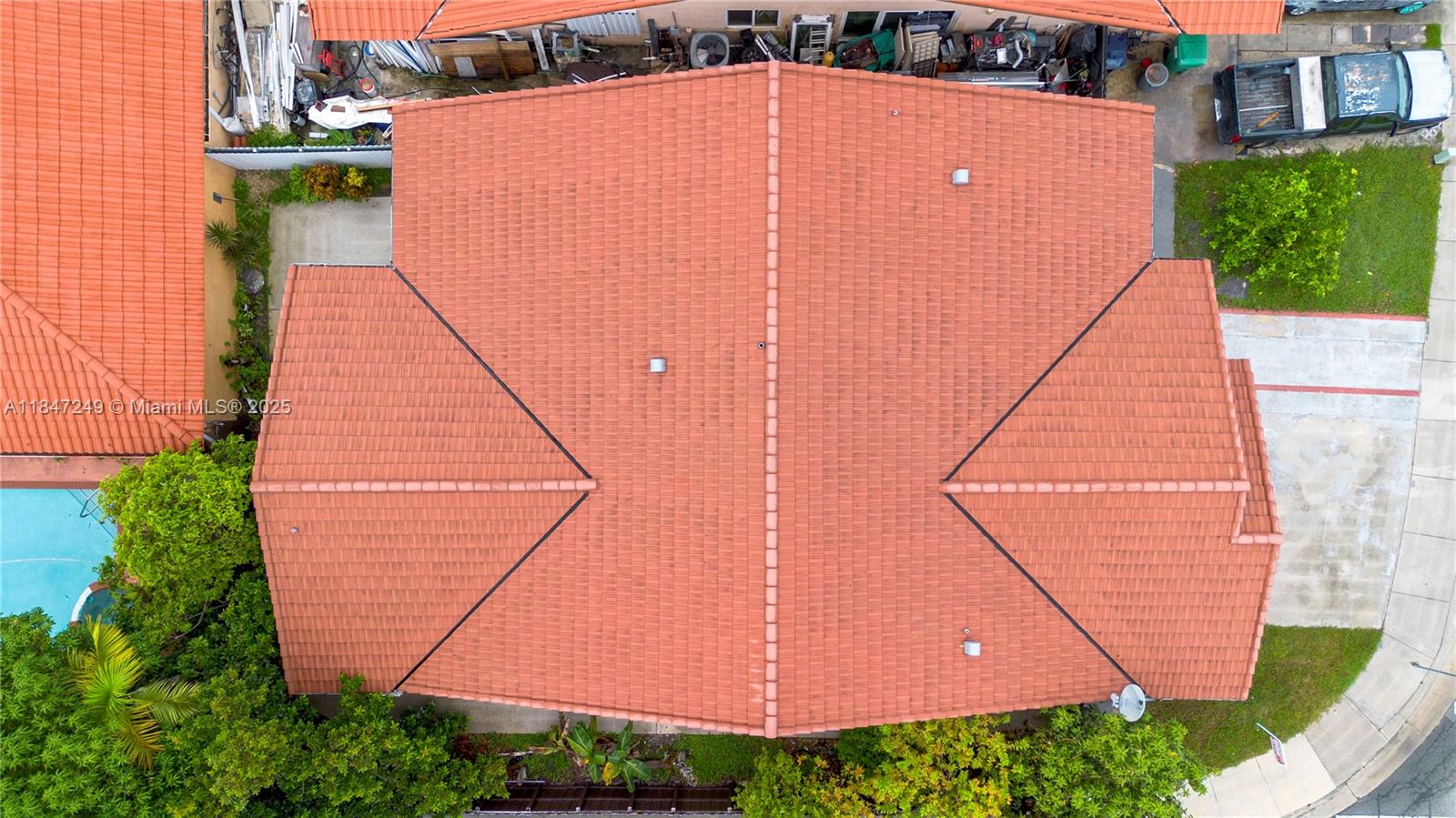 BIRD LAKES SOUTH SEC 2 - Residential
