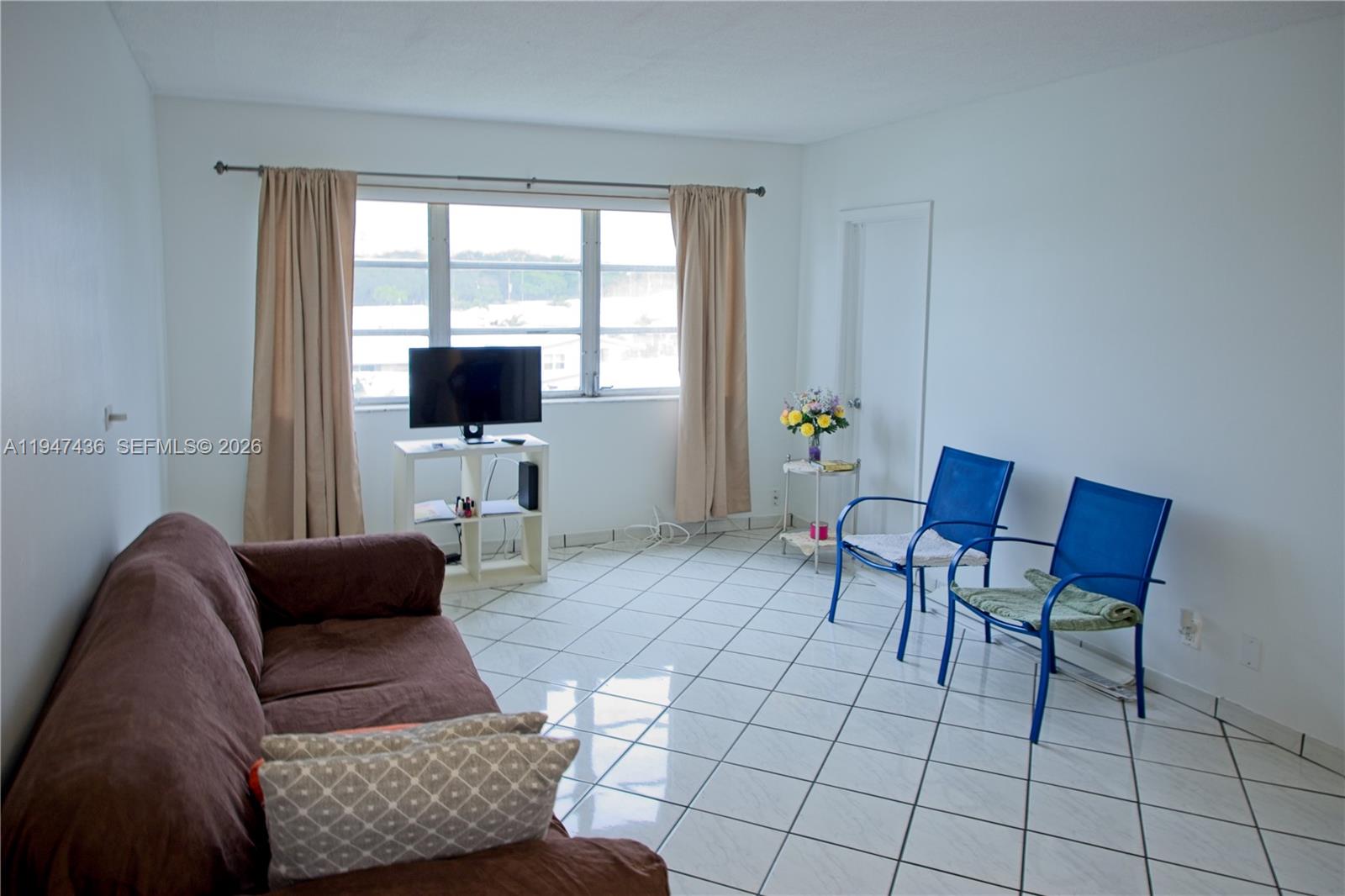 SHERIDAN LAKES CONDO APTS - Residential