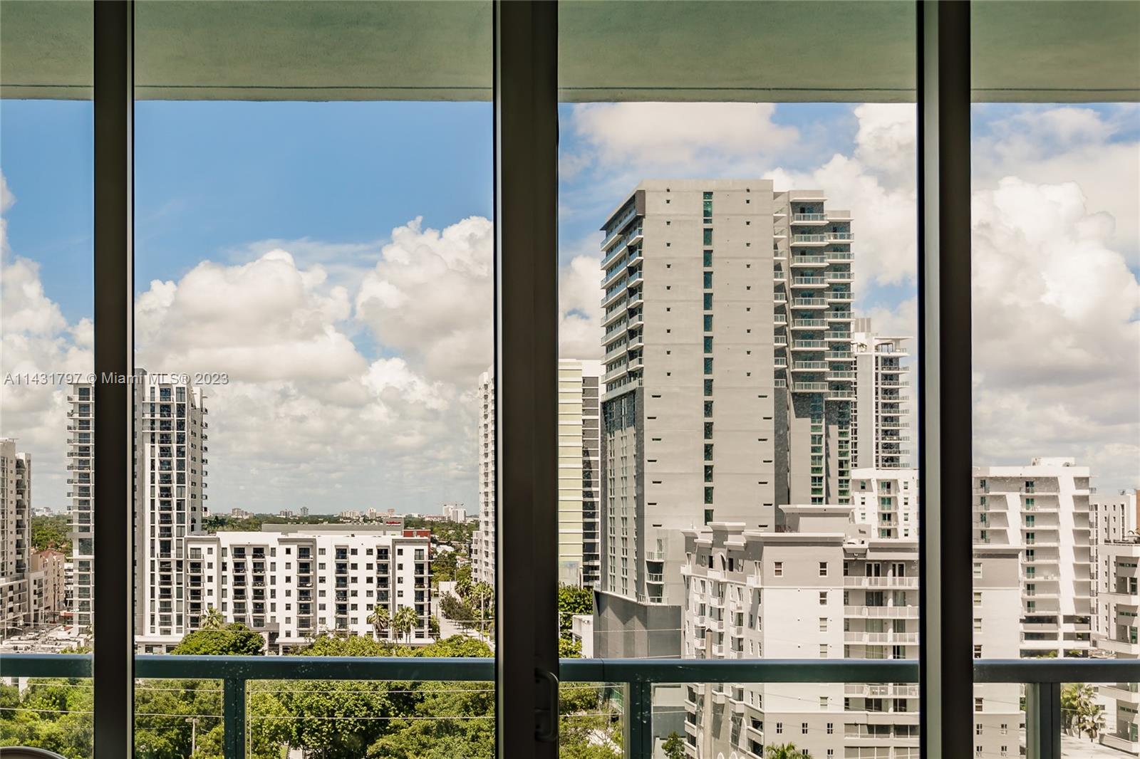 THE AXIS ON BRICKELL II C - Residential Lease