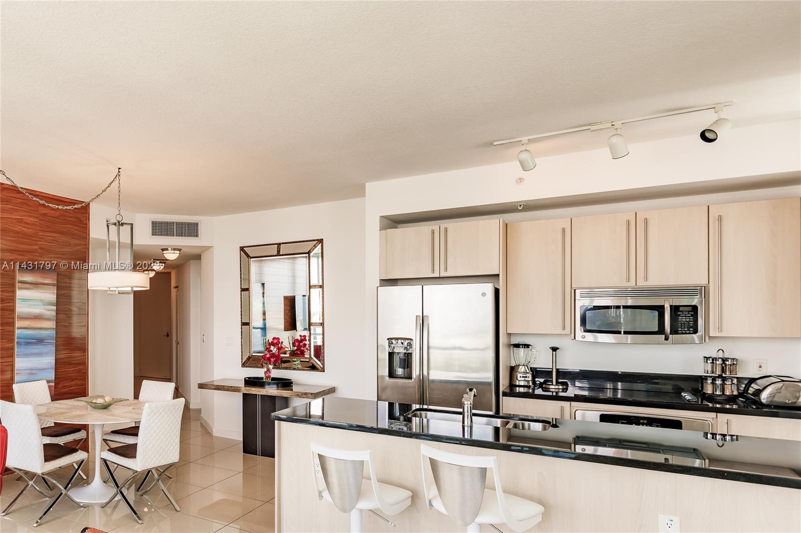 THE AXIS ON BRICKELL II C - Residential Lease