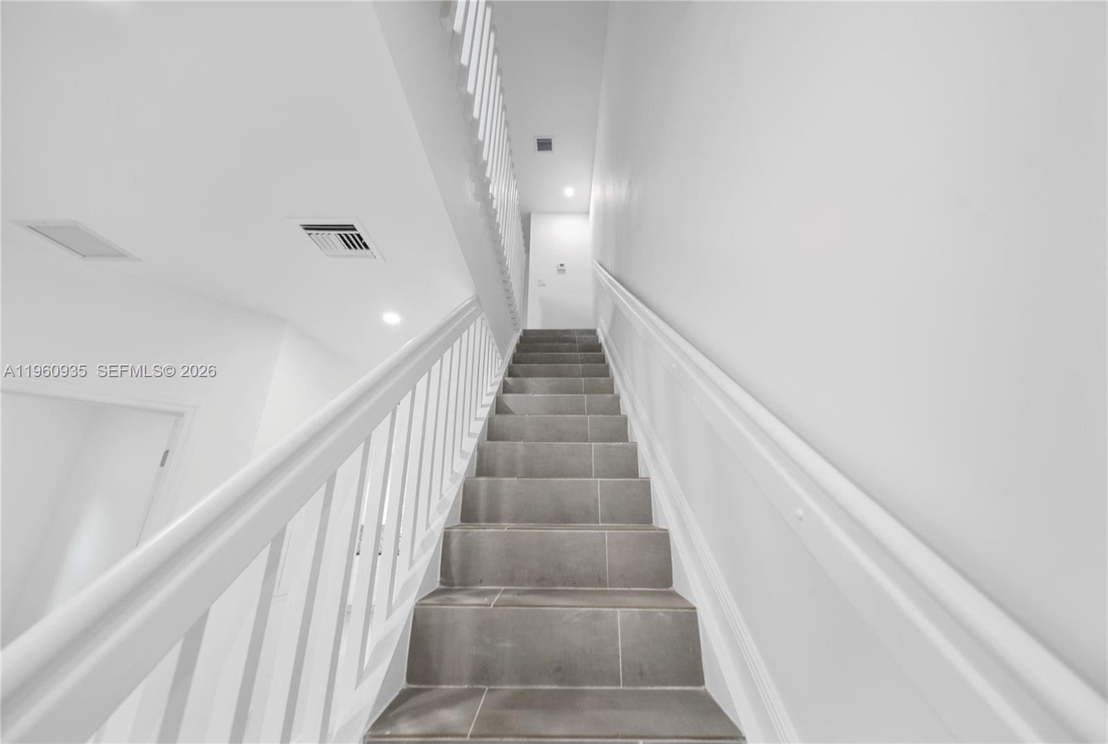 BUENA VISTA GARDENS - Residential
