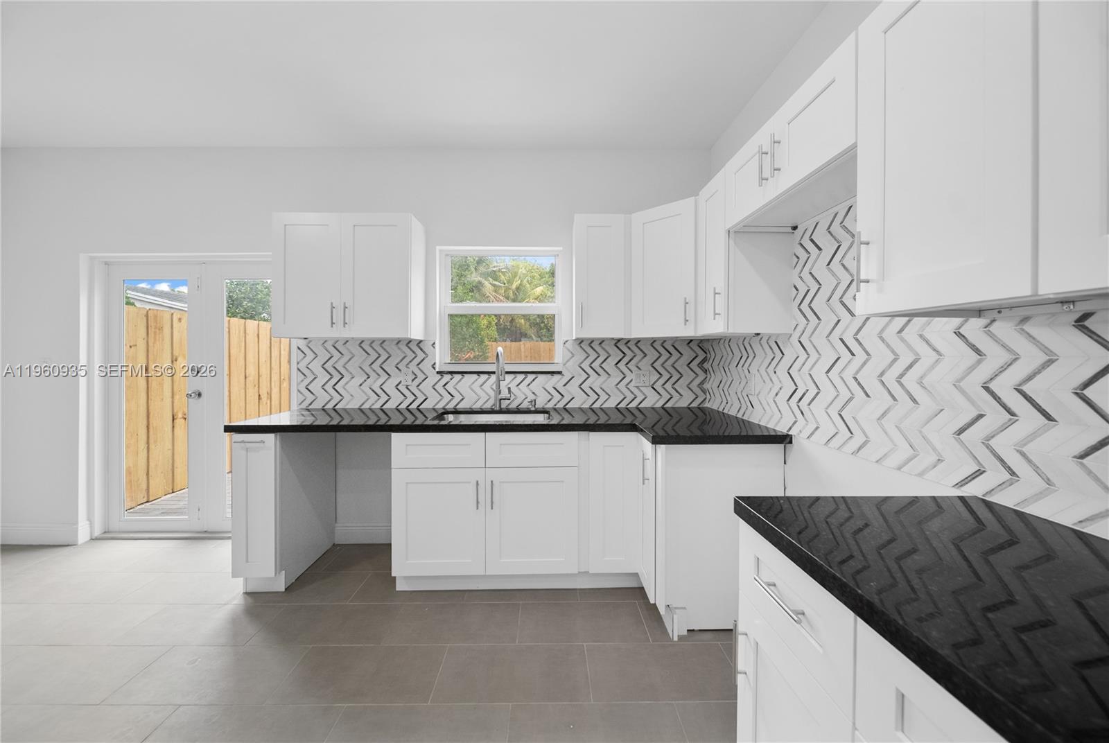 BUENA VISTA GARDENS - Residential