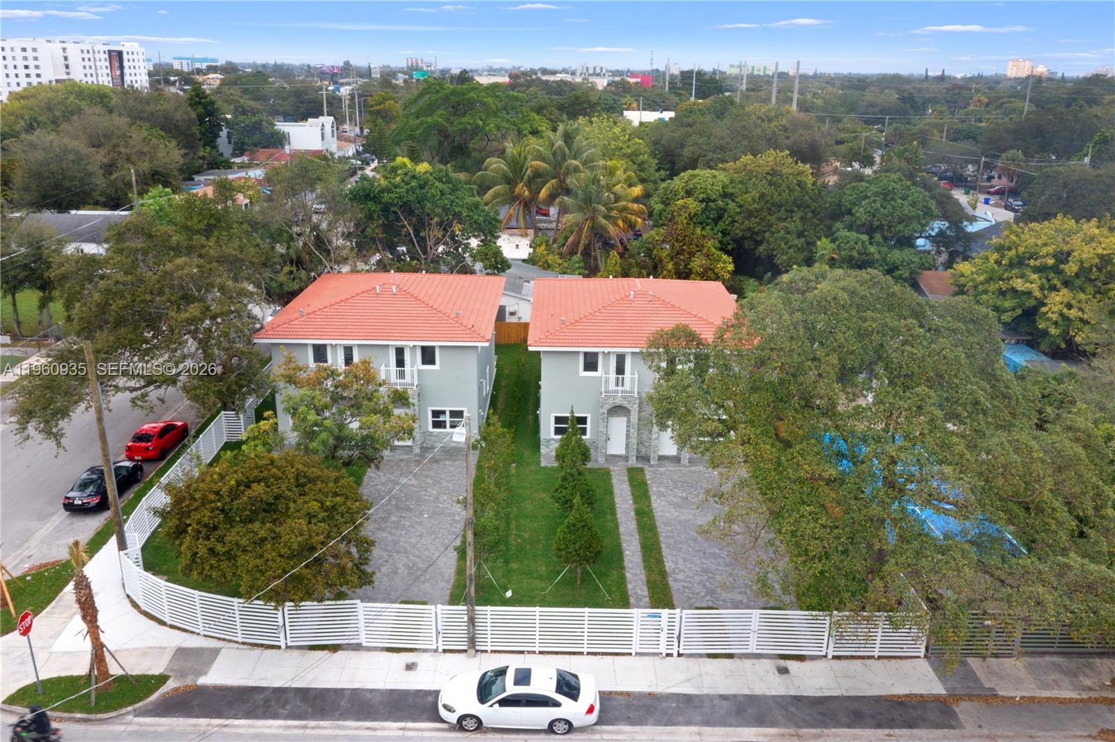 BUENA VISTA GARDENS - Residential