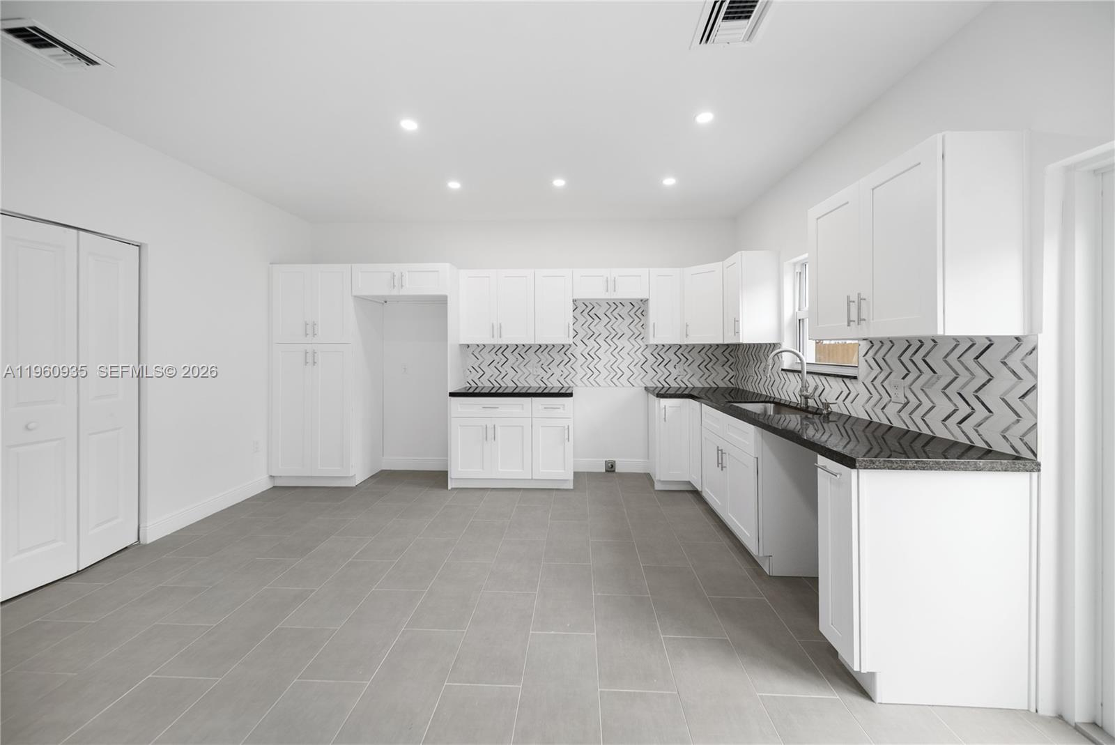 BUENA VISTA GARDENS - Residential