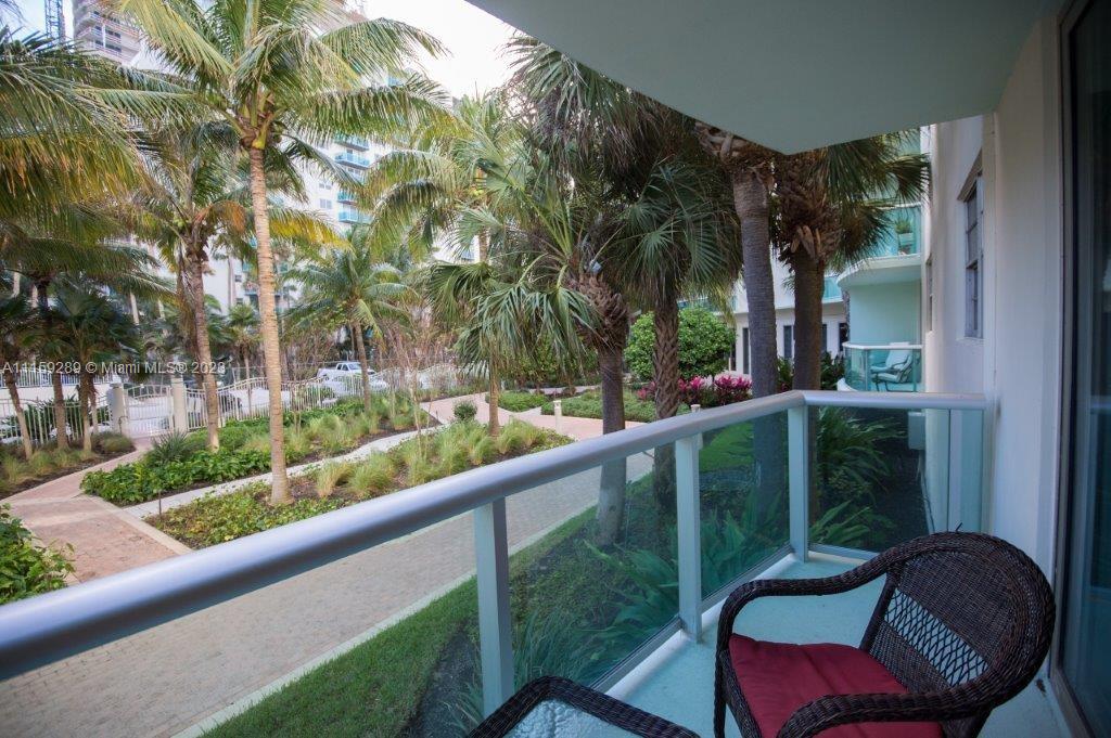 Tides on Hollywood Beach - Residential