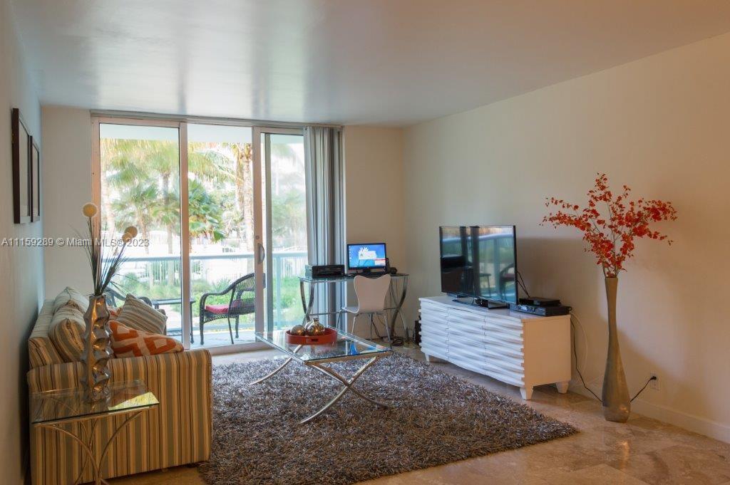 Tides on Hollywood Beach - Residential
