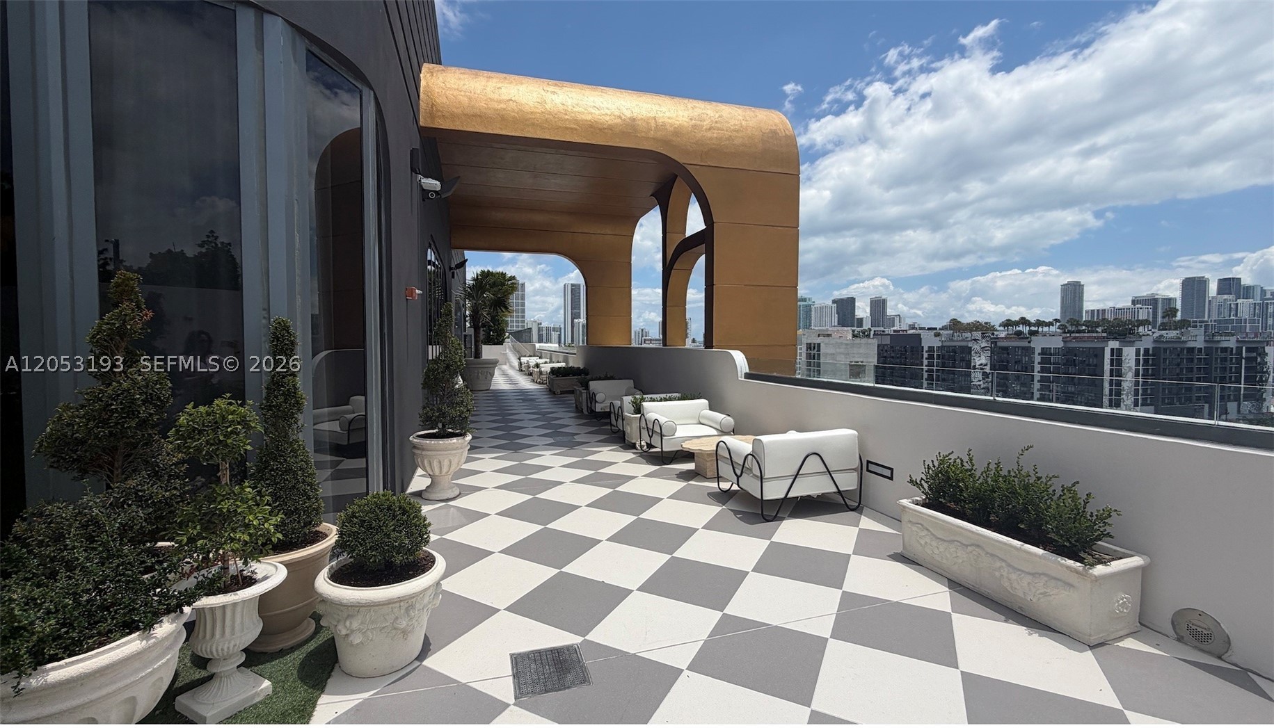Nomad Residences Wynwood - Residential