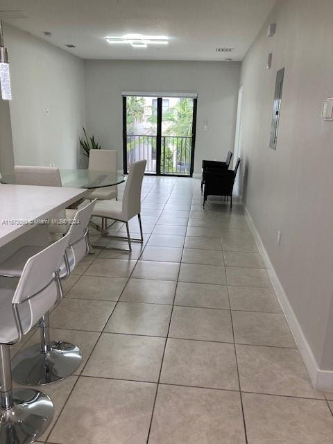 URBANA DOWNTOWN DORAL - Residential Lease