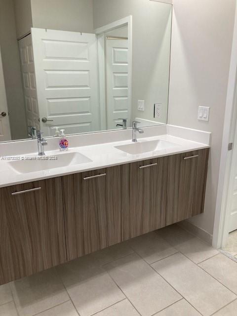 URBANA DOWNTOWN DORAL - Residential Lease