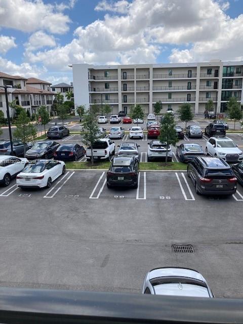 URBANA DOWNTOWN DORAL - Residential Lease