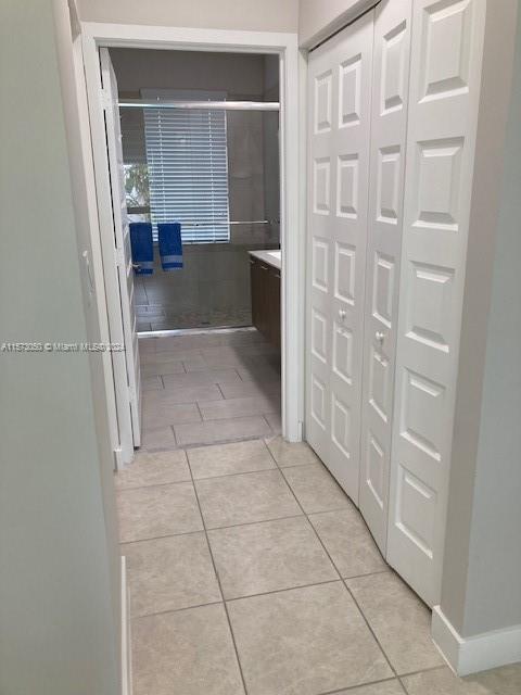 URBANA DOWNTOWN DORAL - Residential Lease