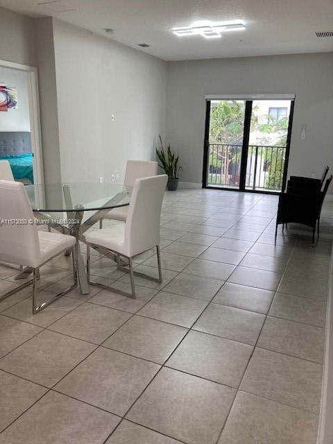 URBANA DOWNTOWN DORAL - Residential Lease