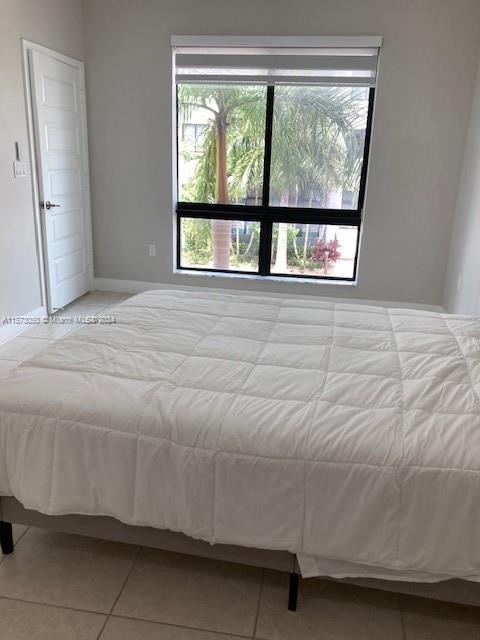 URBANA DOWNTOWN DORAL - Residential Lease