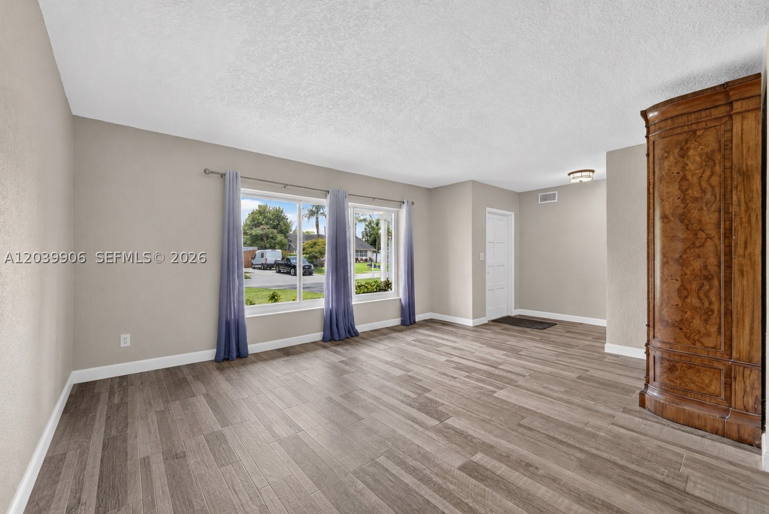 HILLSBORO PINES SEC - Residential
