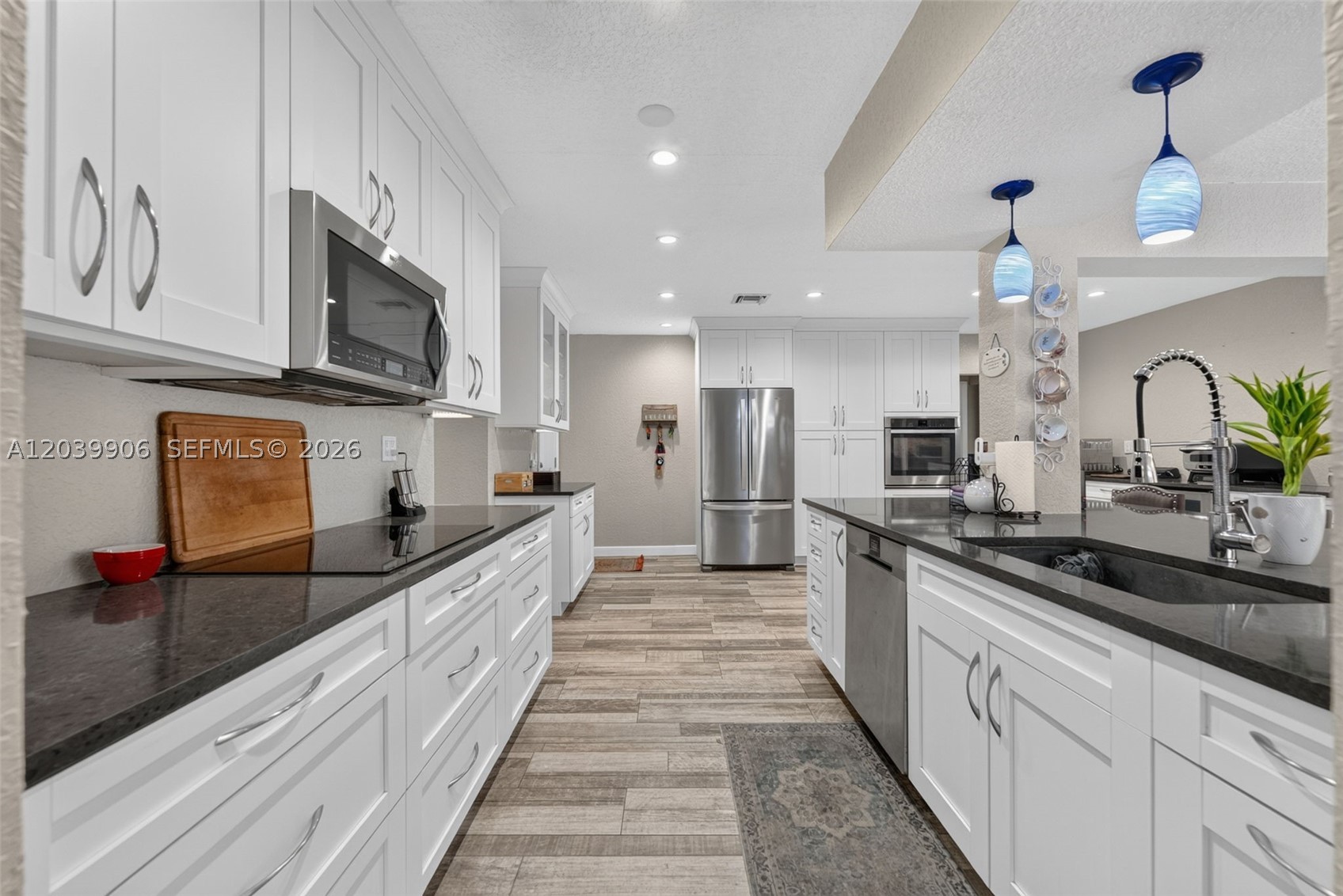 HILLSBORO PINES SEC - Residential