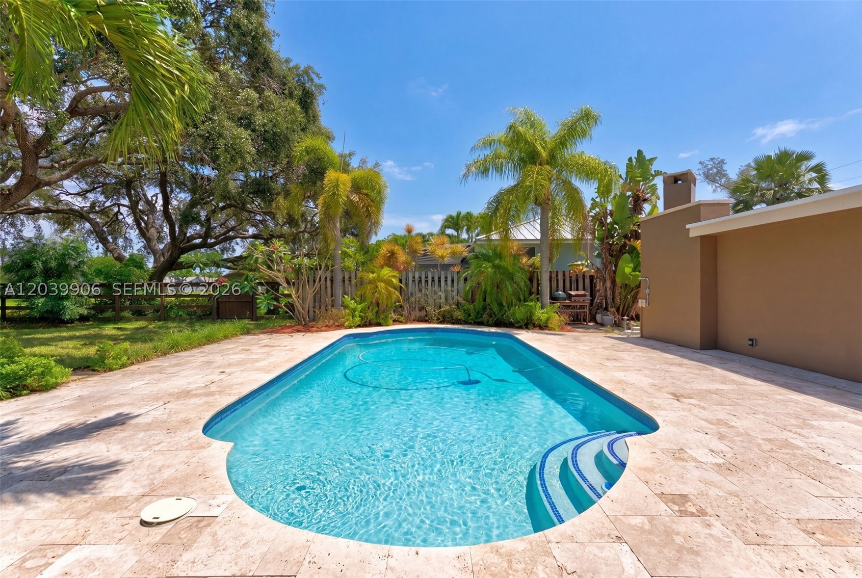 HILLSBORO PINES SEC - Residential