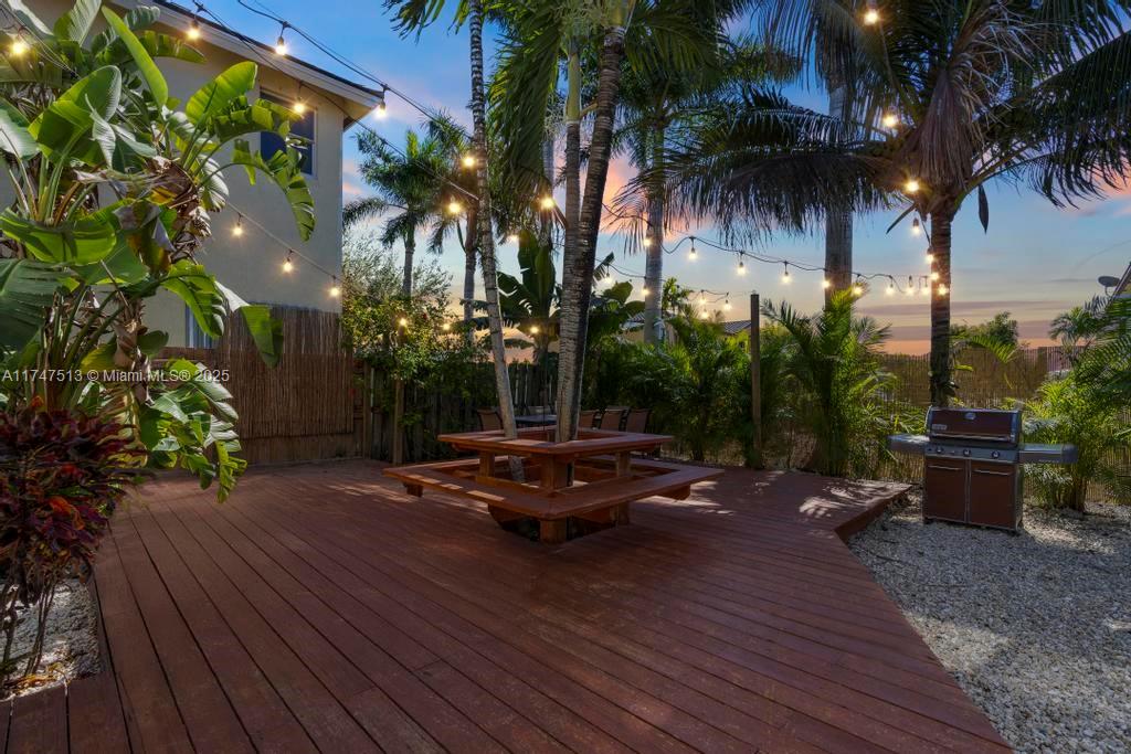 ANTIGUA AT OASIS - Residential
