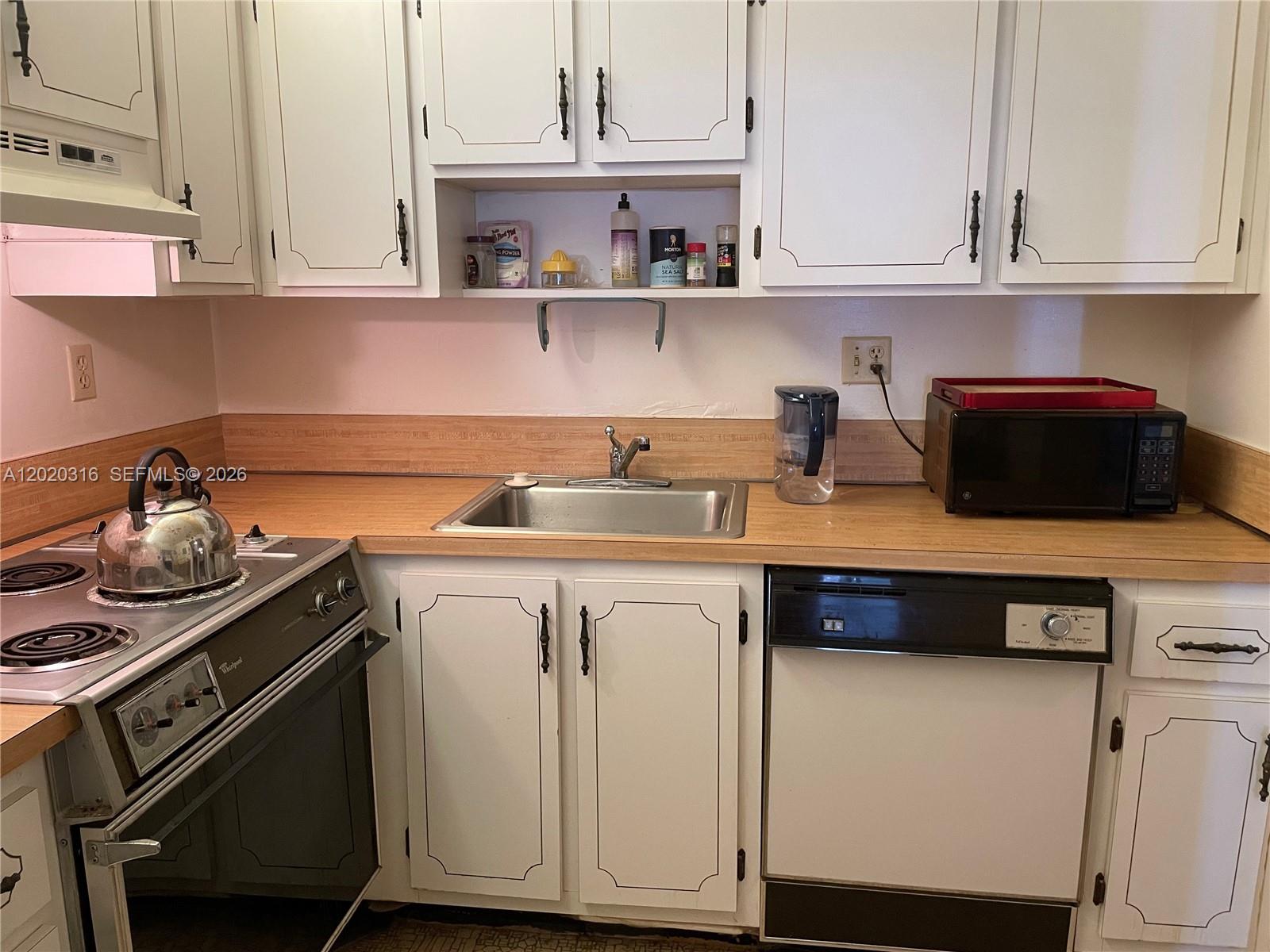 ISLE OF SANDALFOOT CONDO - Residential