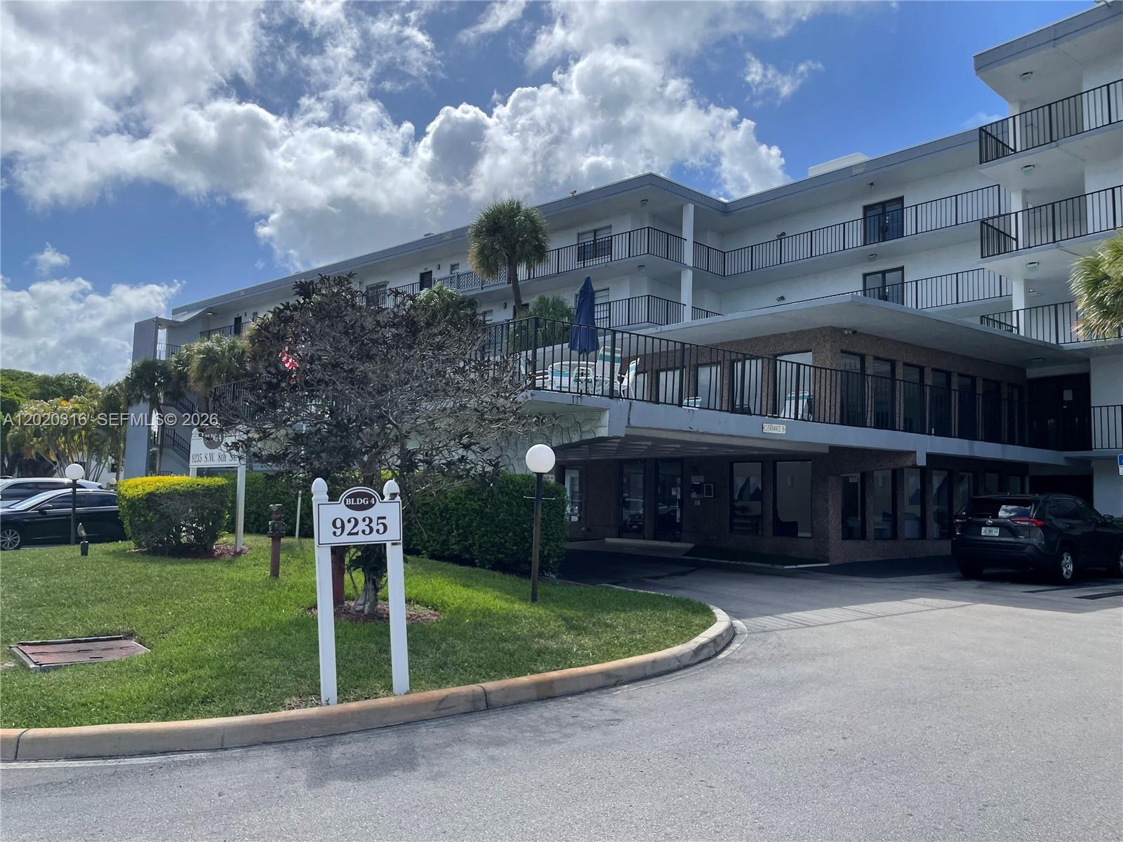 ISLE OF SANDALFOOT CONDO - Residential