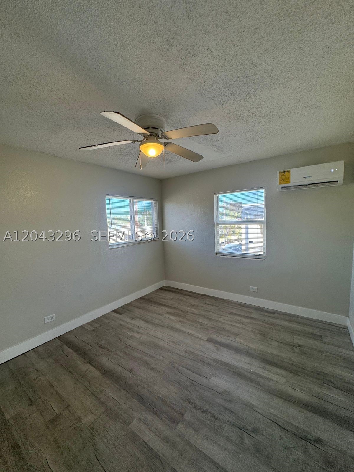 ACREHOME PARK SECOND ADD - Residential Lease