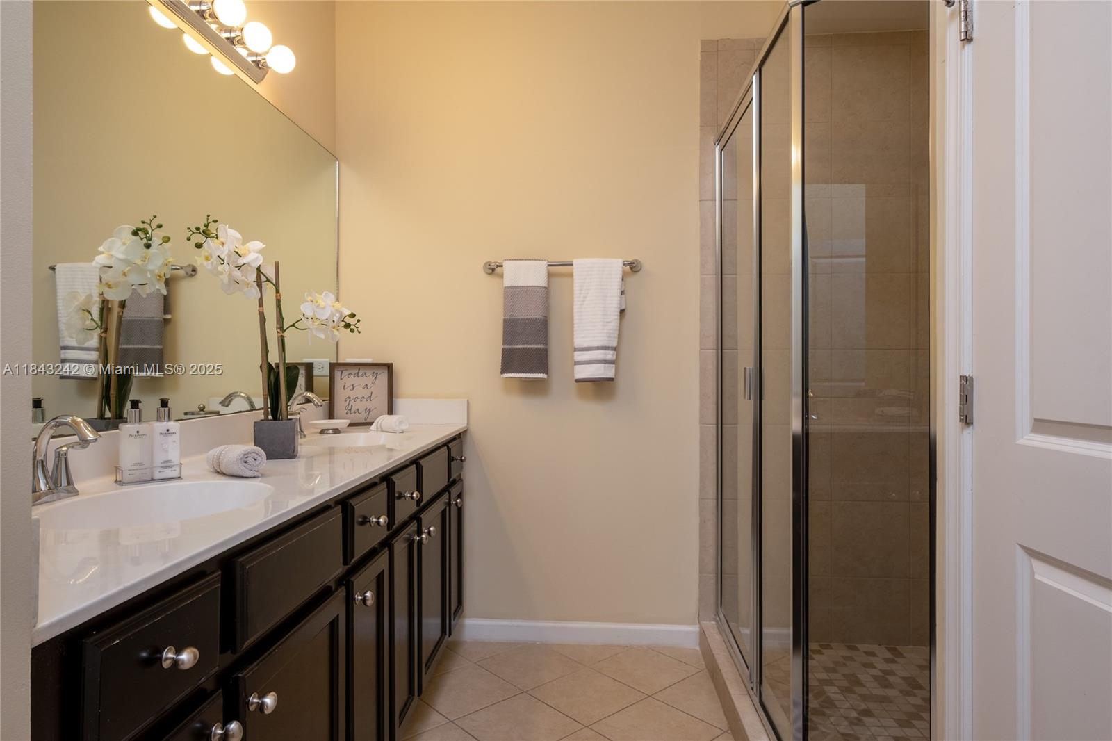 CASCADA ISLES AT MONTERRA - Residential Lease