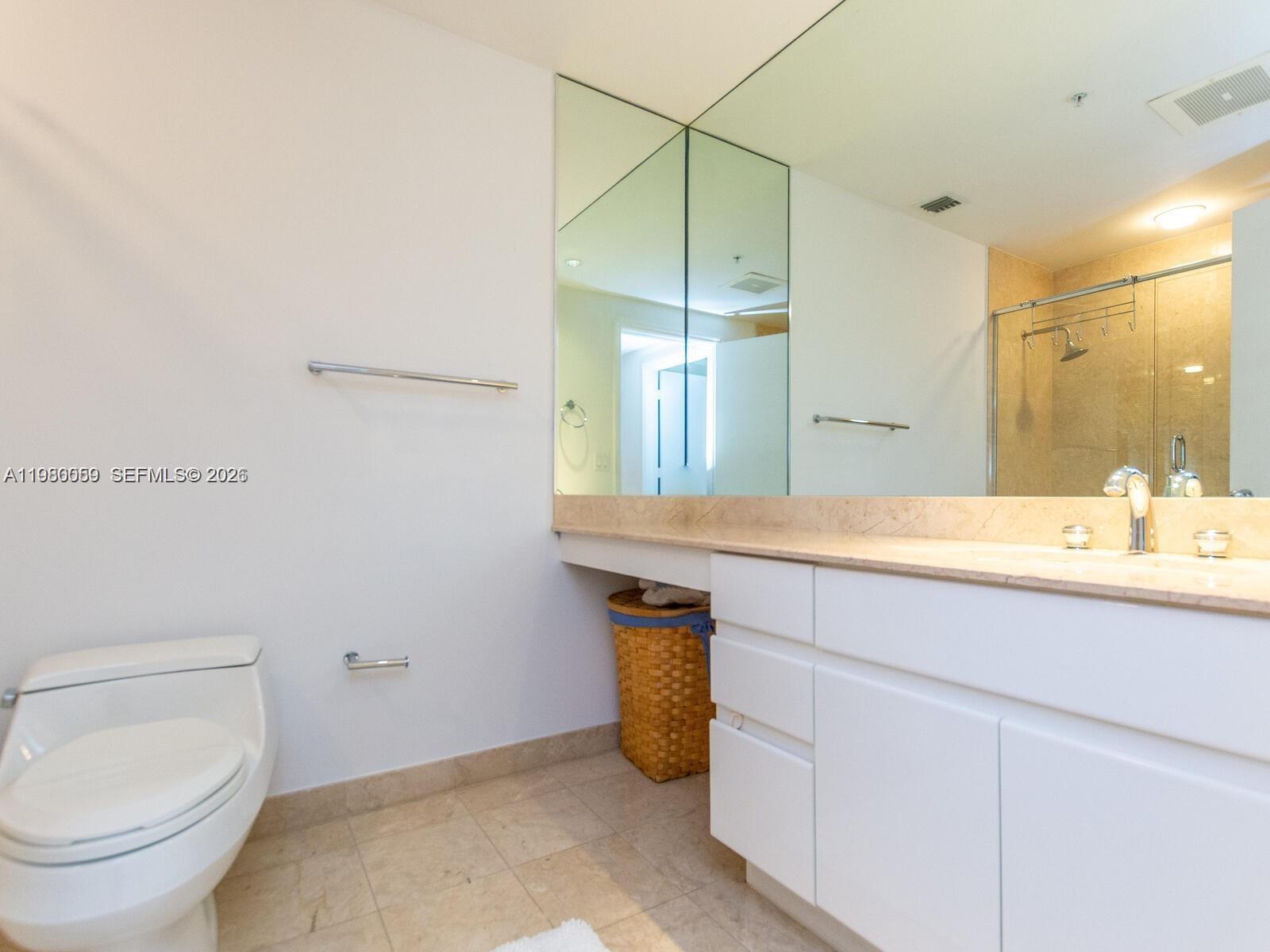 THREE TEQUESTA POINT COND - Residential