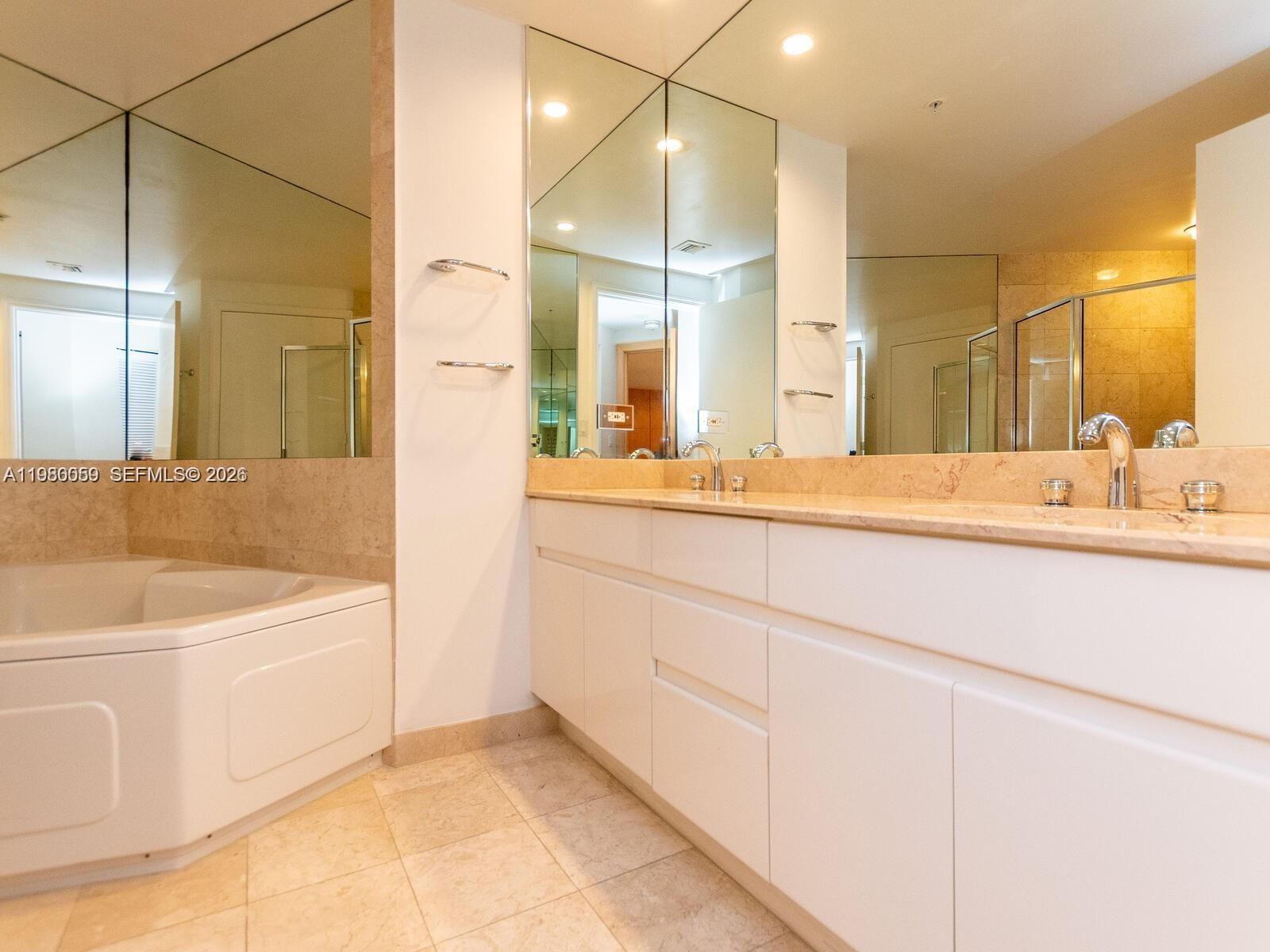 THREE TEQUESTA POINT COND - Residential