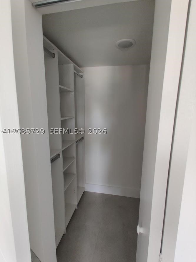 ENCLAVE SHORES CONDO - Residential Lease