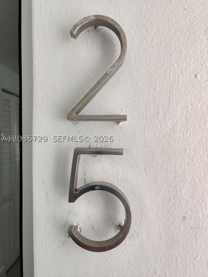 ENCLAVE SHORES CONDO - Residential Lease