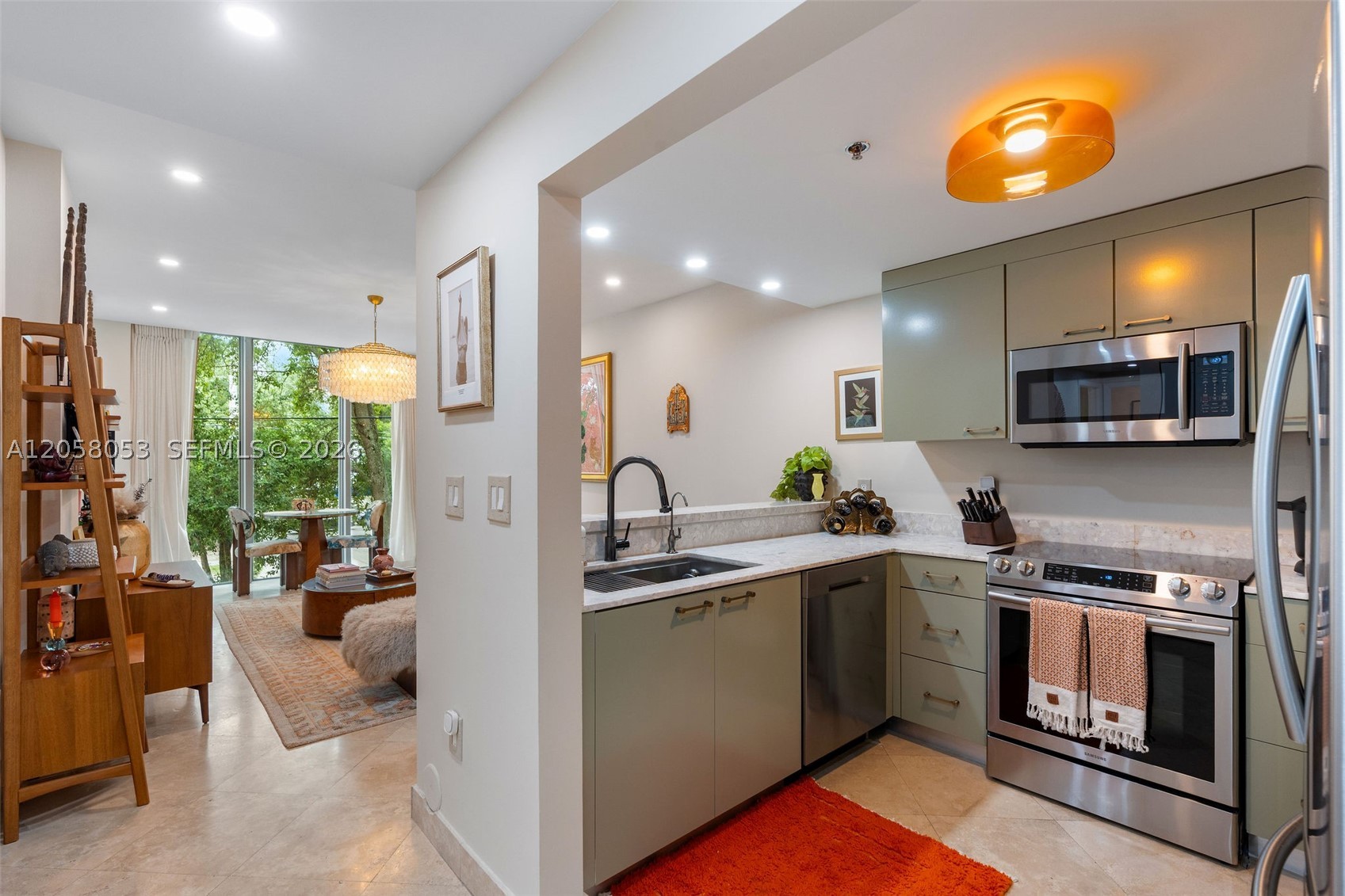 SOUTH TWO SEVEN LOFTS CON - Residential