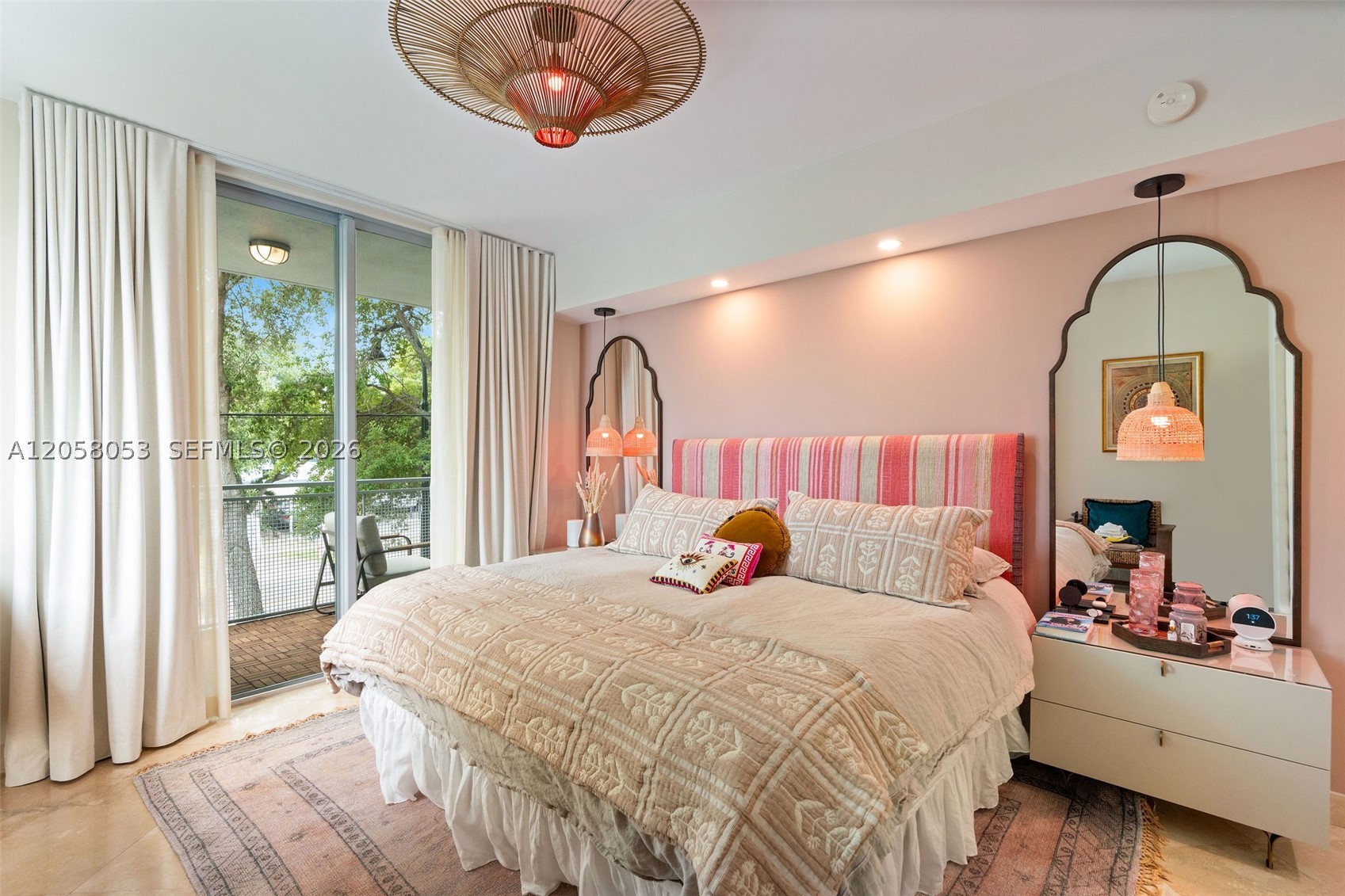SOUTH TWO SEVEN LOFTS CON - Residential