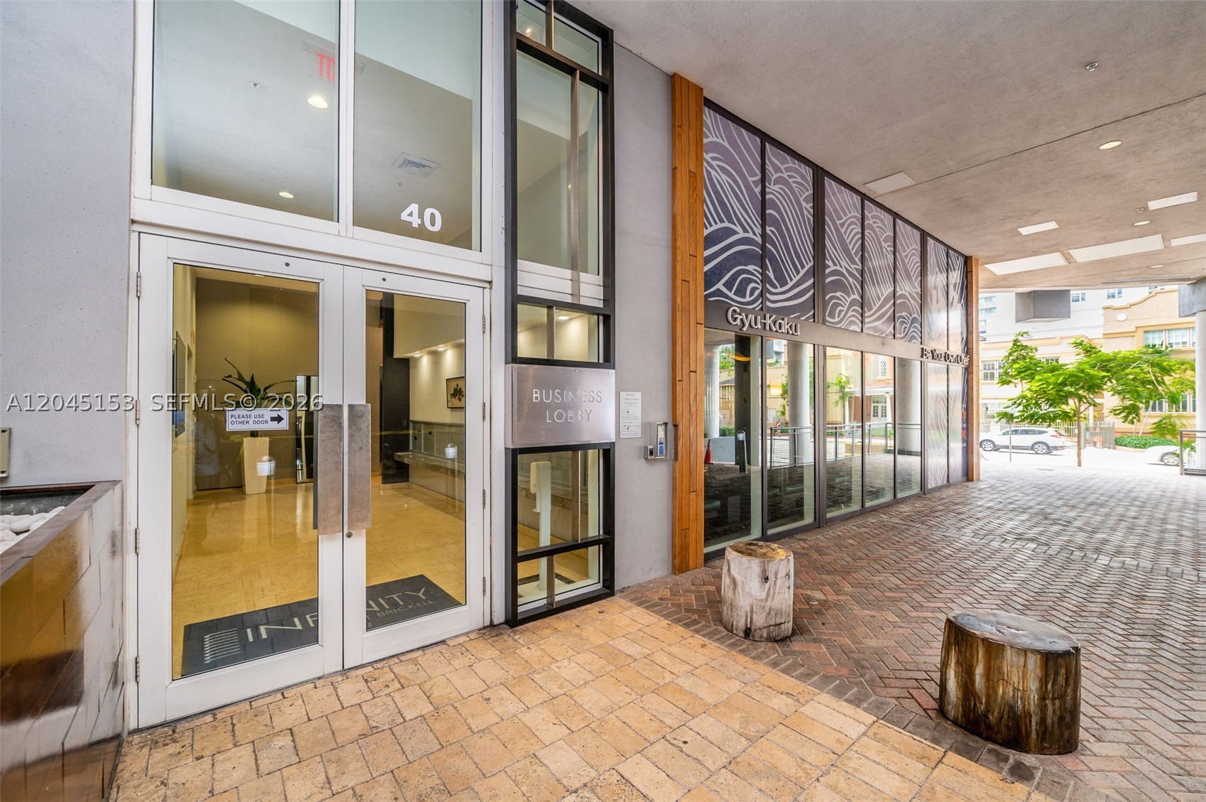 INFINITY AT BRICKELL COND - Residential