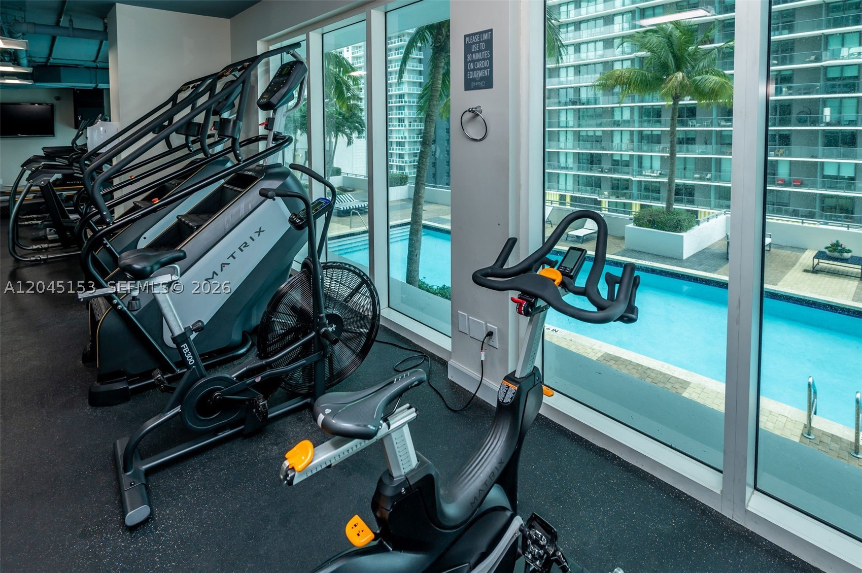 INFINITY AT BRICKELL COND - Residential