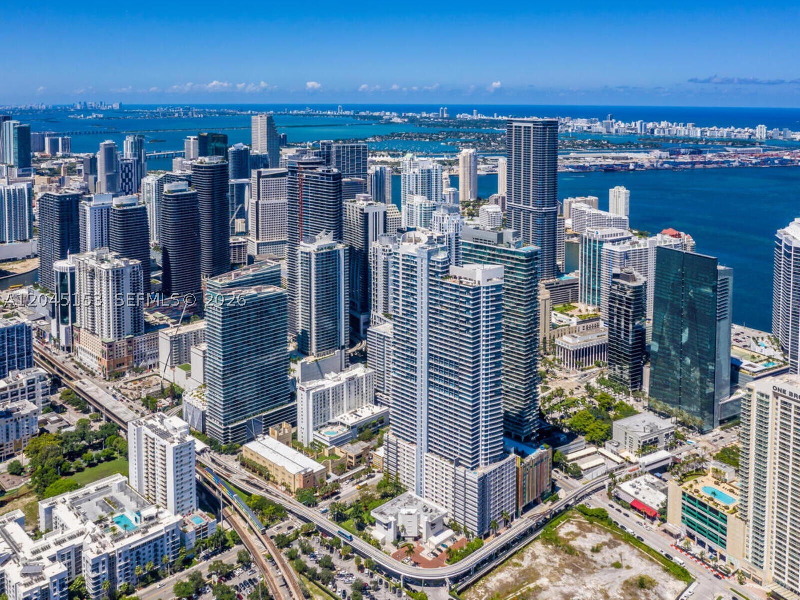 INFINITY AT BRICKELL COND - Residential