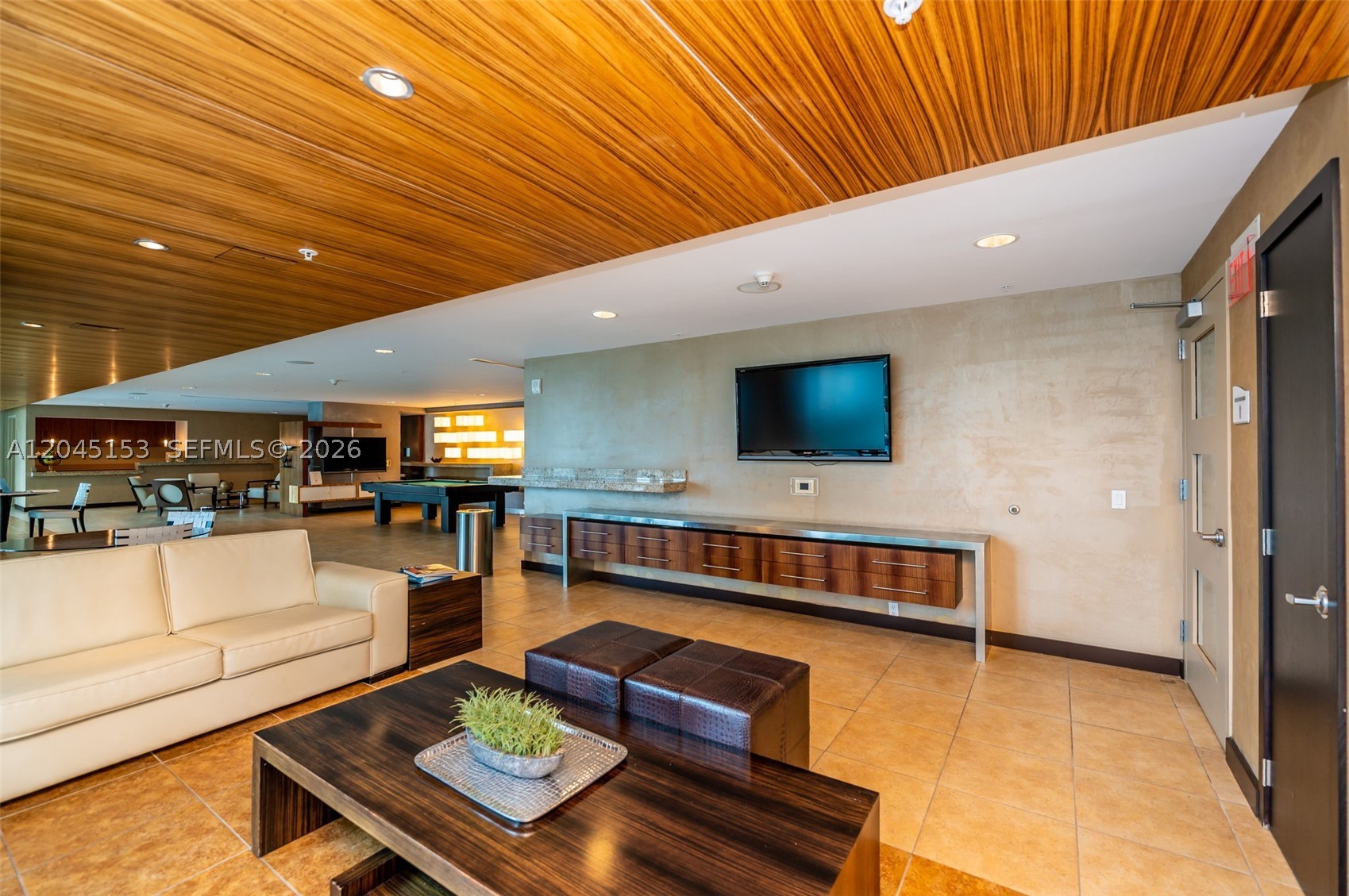 INFINITY AT BRICKELL COND - Residential