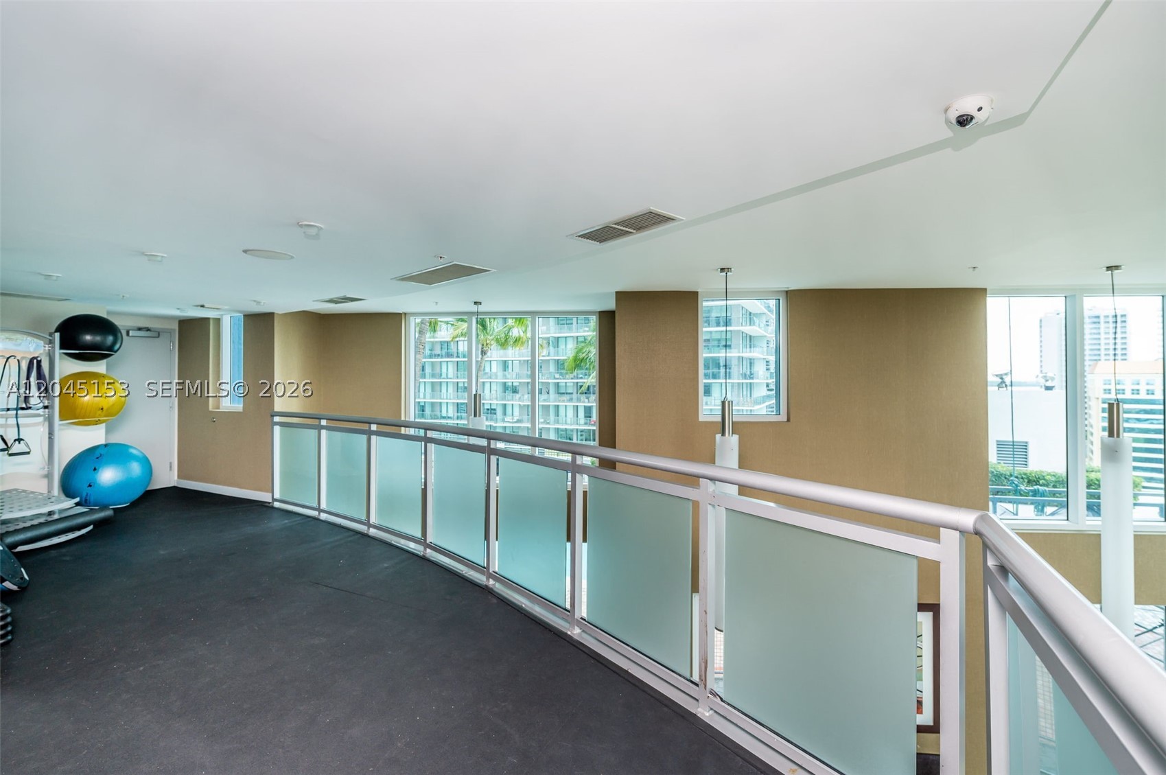 INFINITY AT BRICKELL COND - Residential