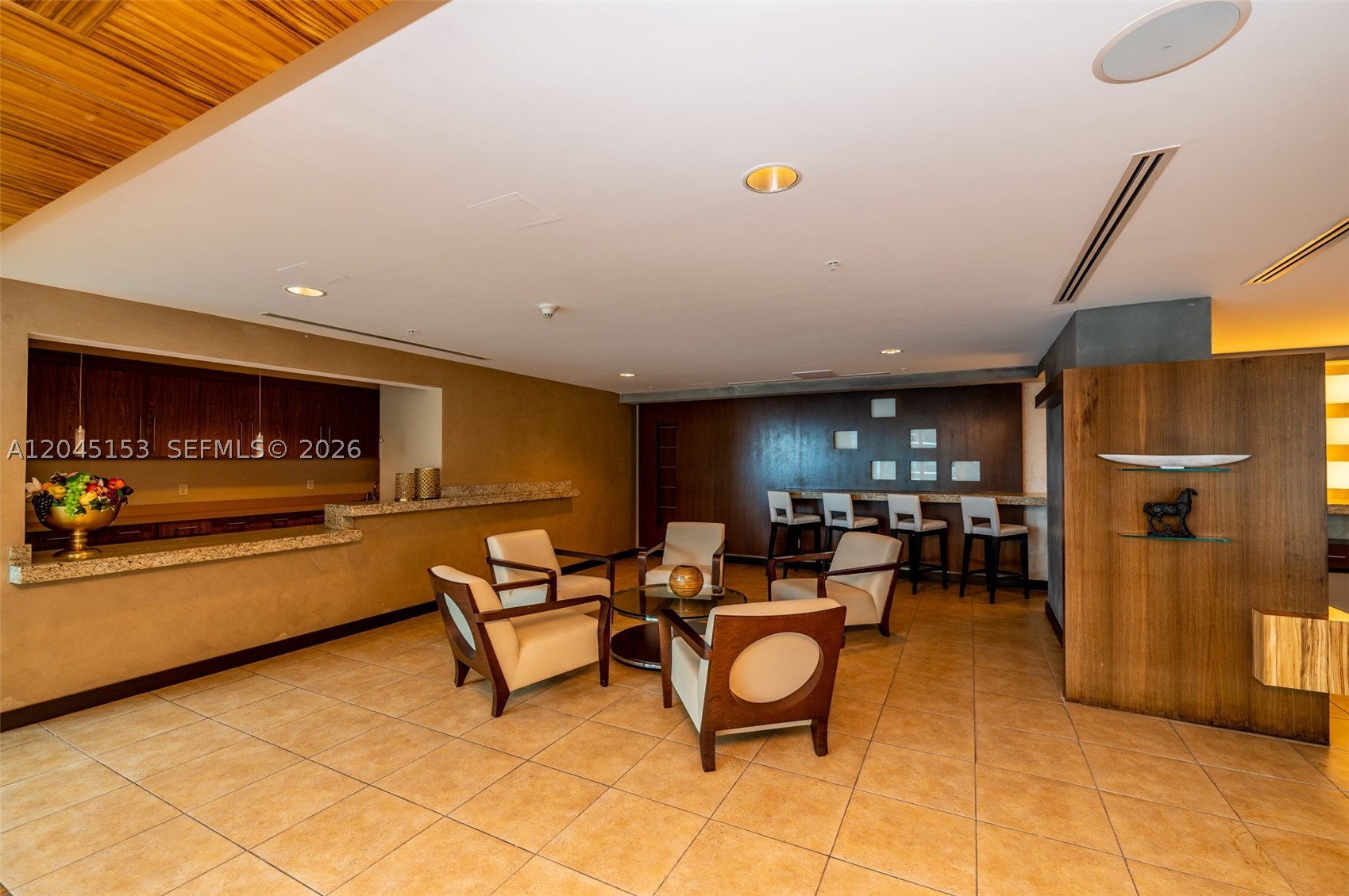 INFINITY AT BRICKELL COND - Residential