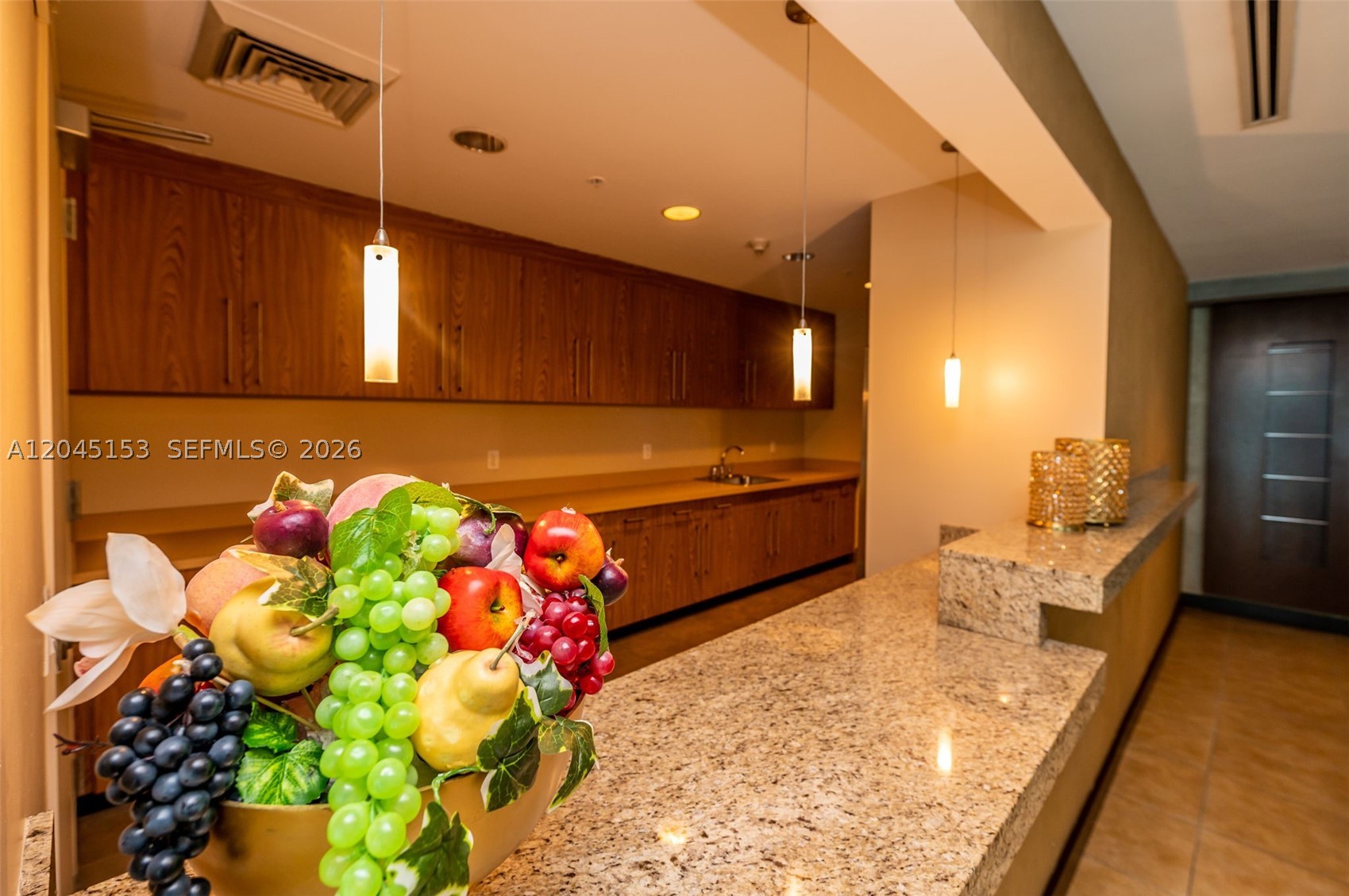INFINITY AT BRICKELL COND - Residential