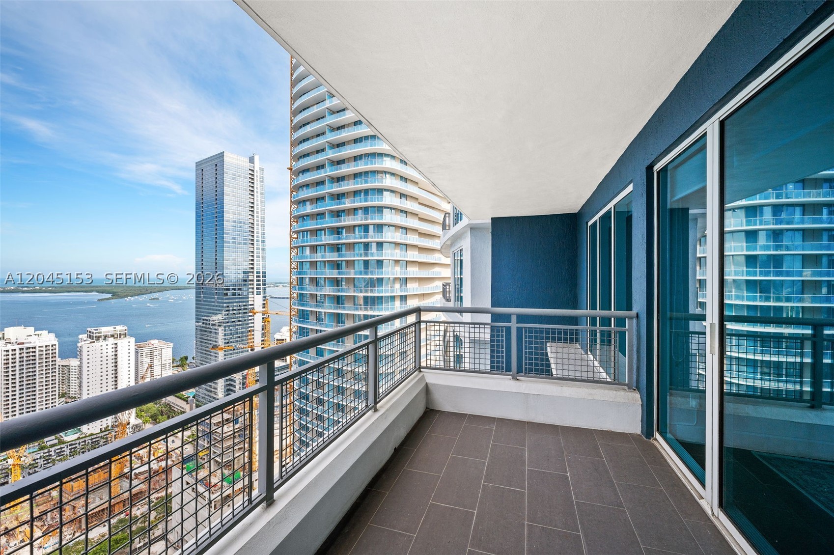 INFINITY AT BRICKELL COND - Residential