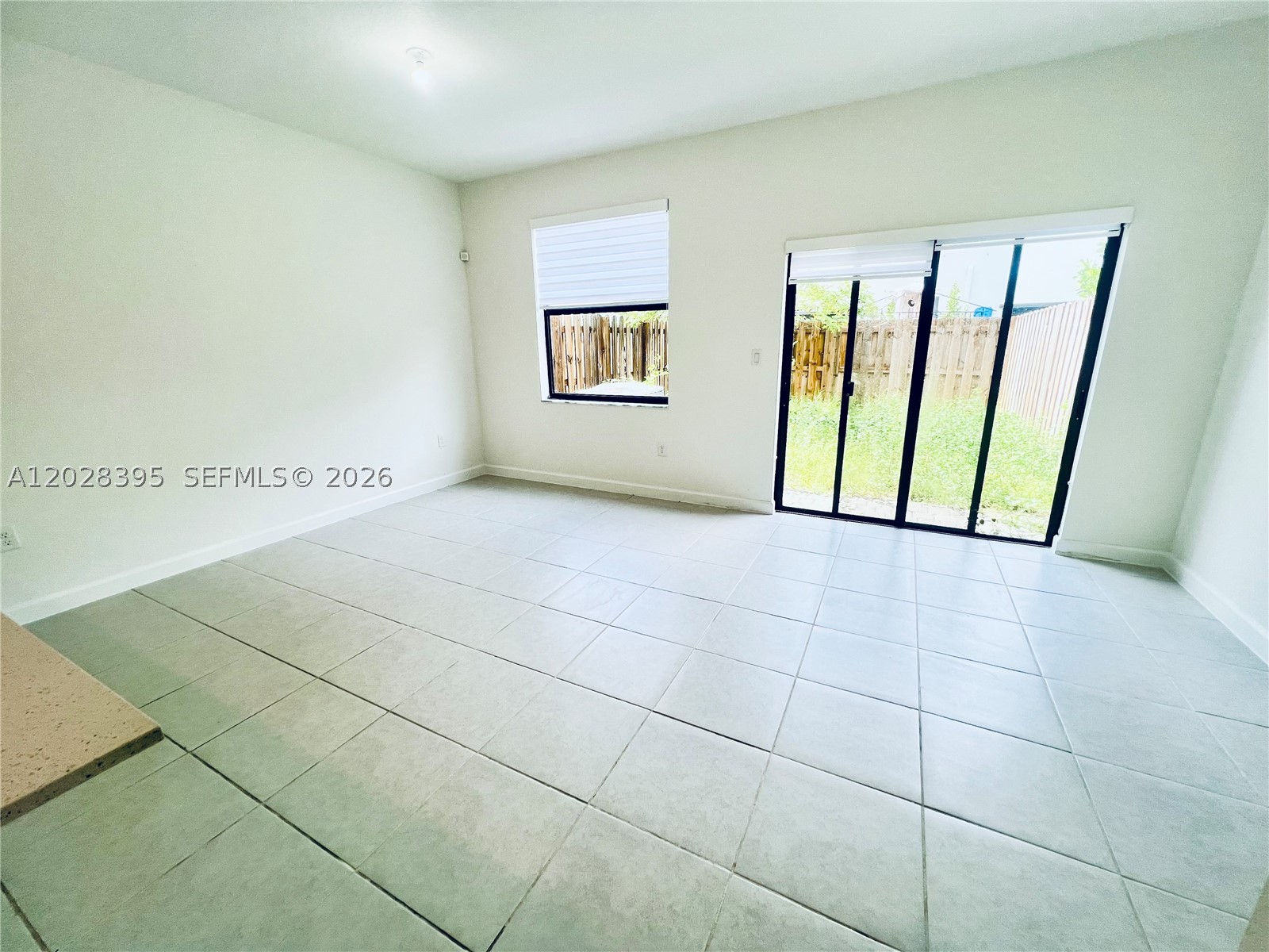 PINE VISTA - Residential Lease