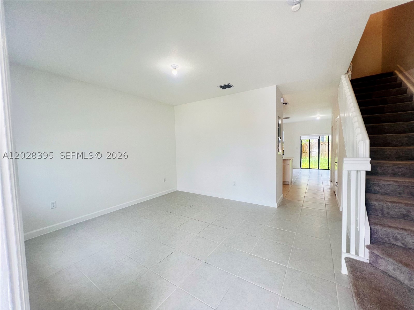 PINE VISTA - Residential Lease