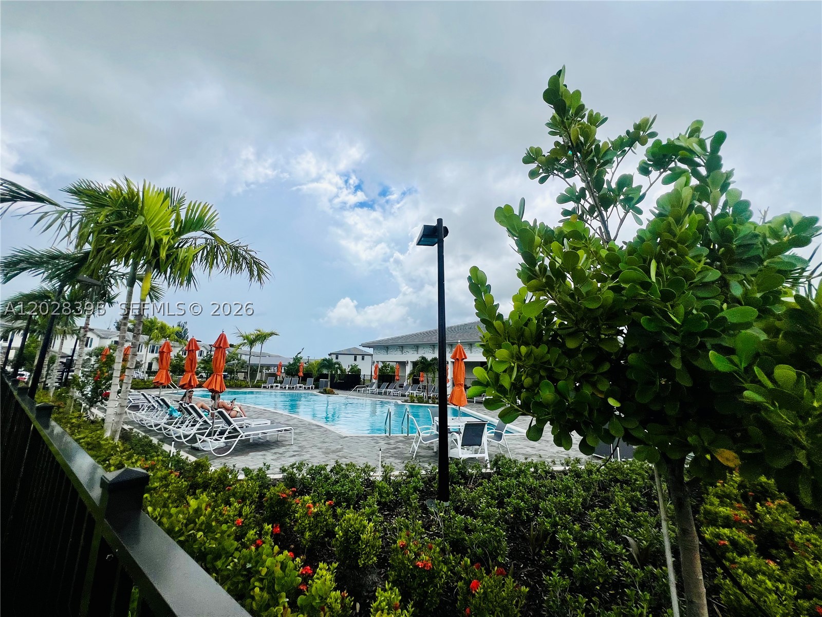 PINE VISTA - Residential Lease