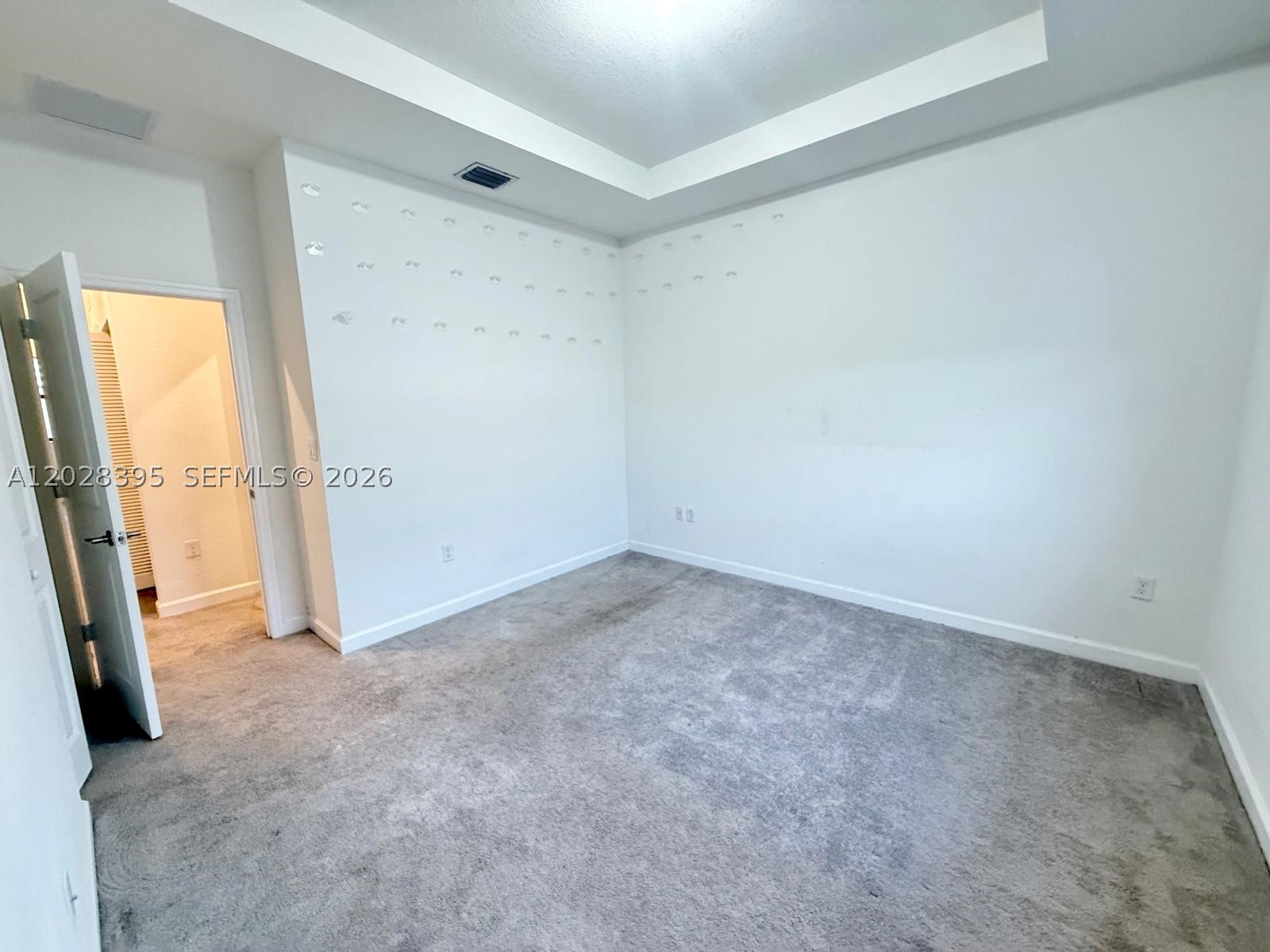 PINE VISTA - Residential Lease